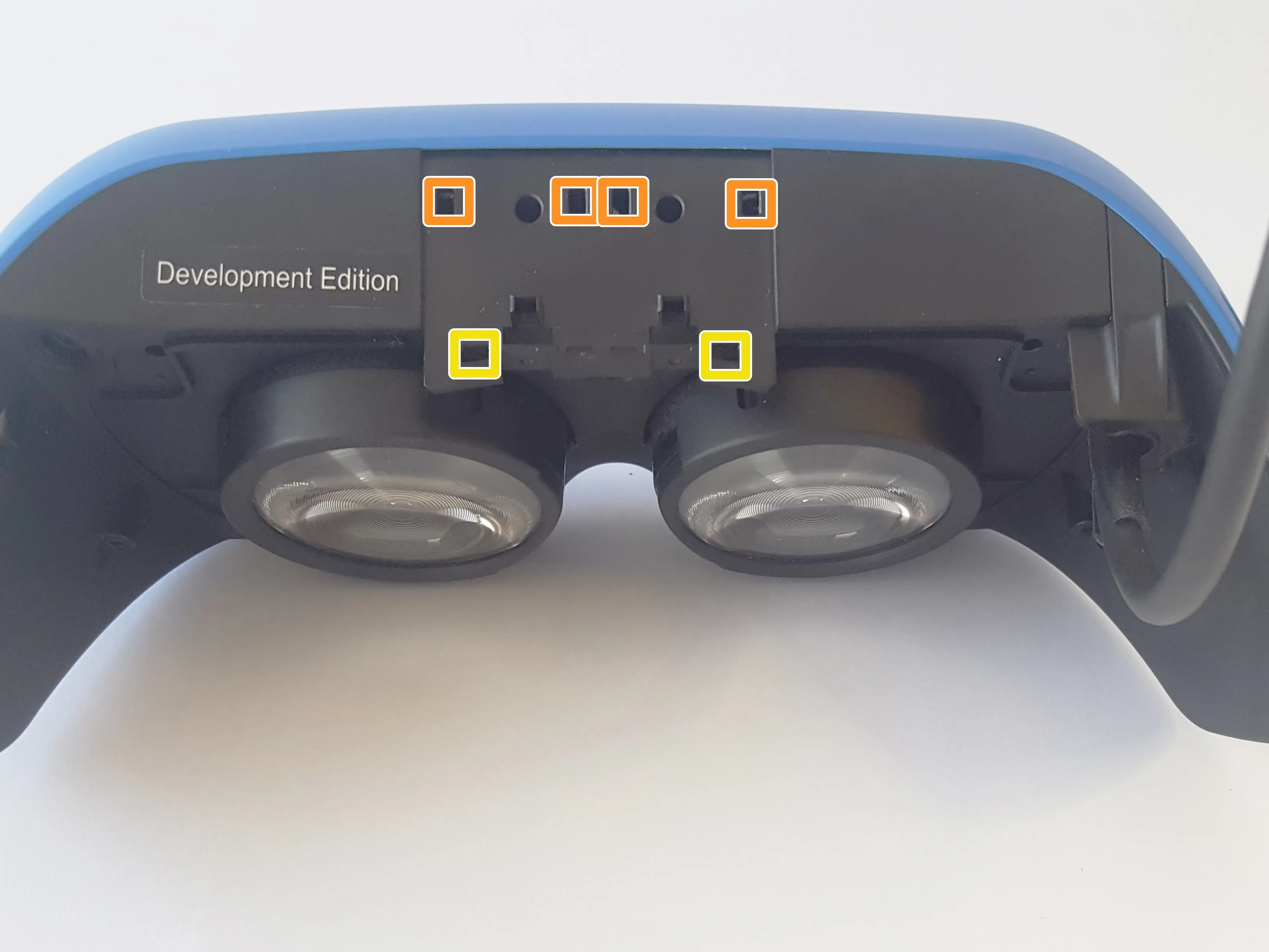 Acer Windows Mixed Reality Headset Developer Edition Teardown, снятие оголовья: шаг 4, изображение 2 из 3