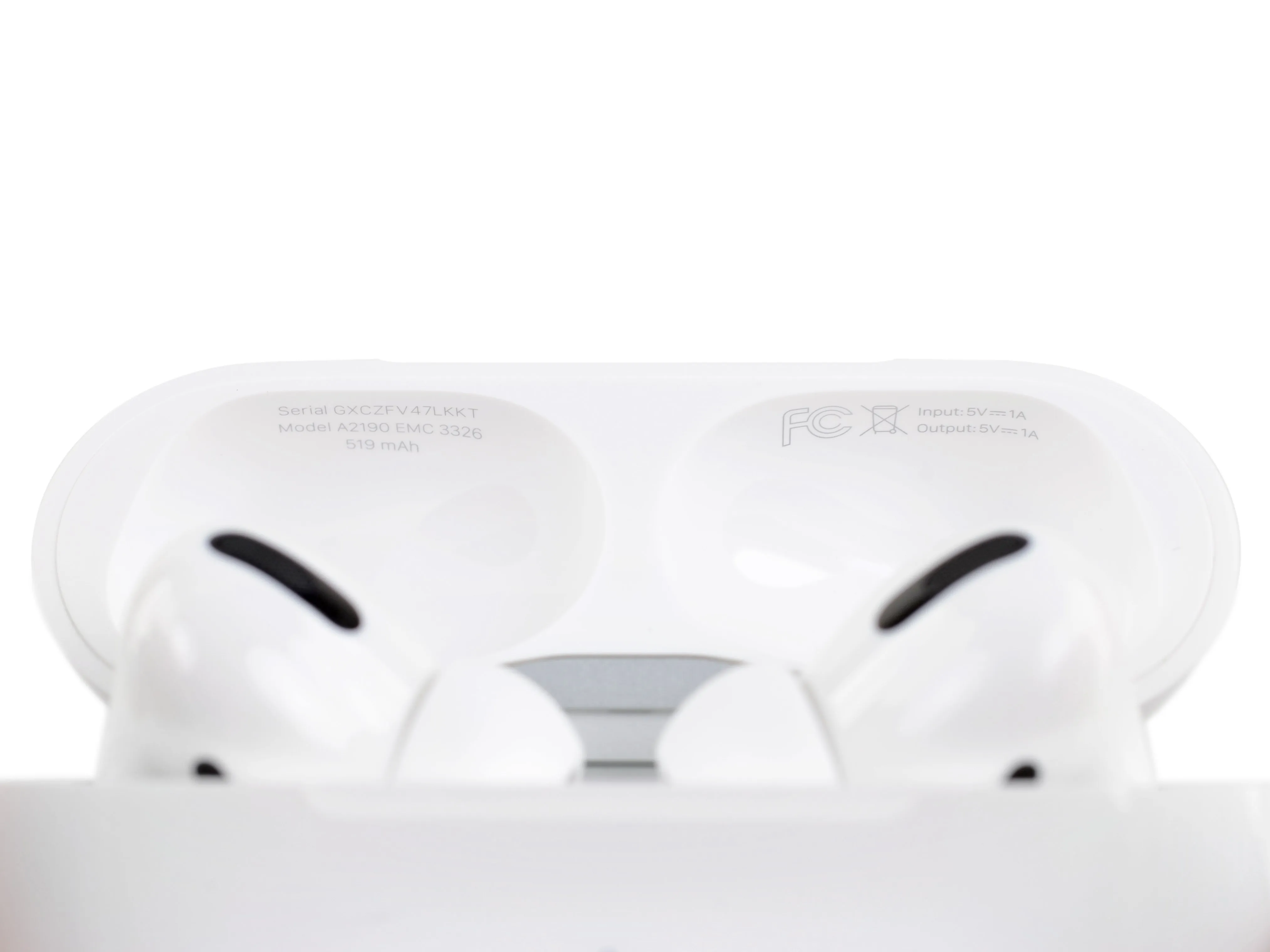 Разборка AirPods Pro: шаг 5, изображение 1 из 3