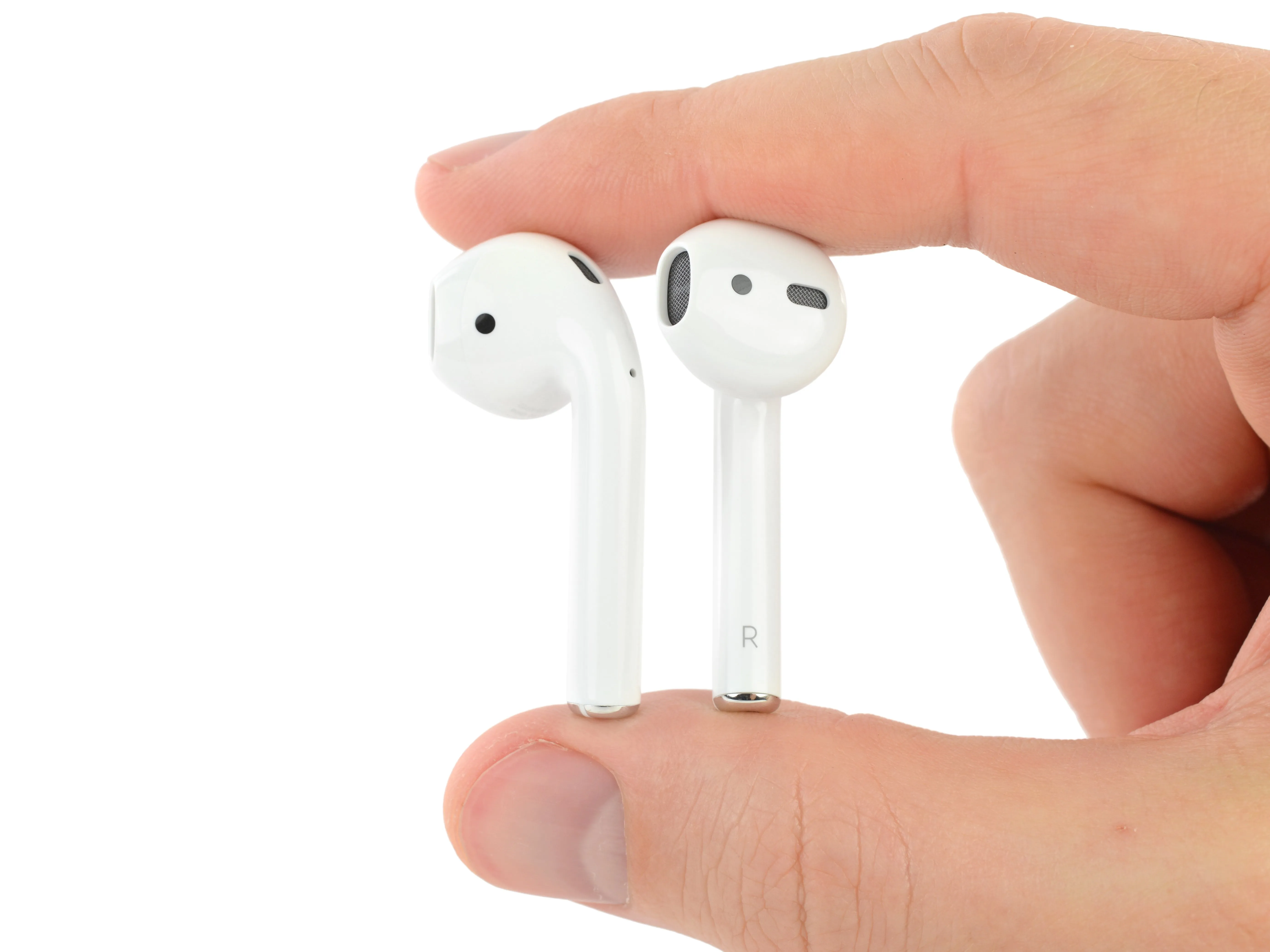 Разборка AirPods: шаг 4, изображение 1 из 3