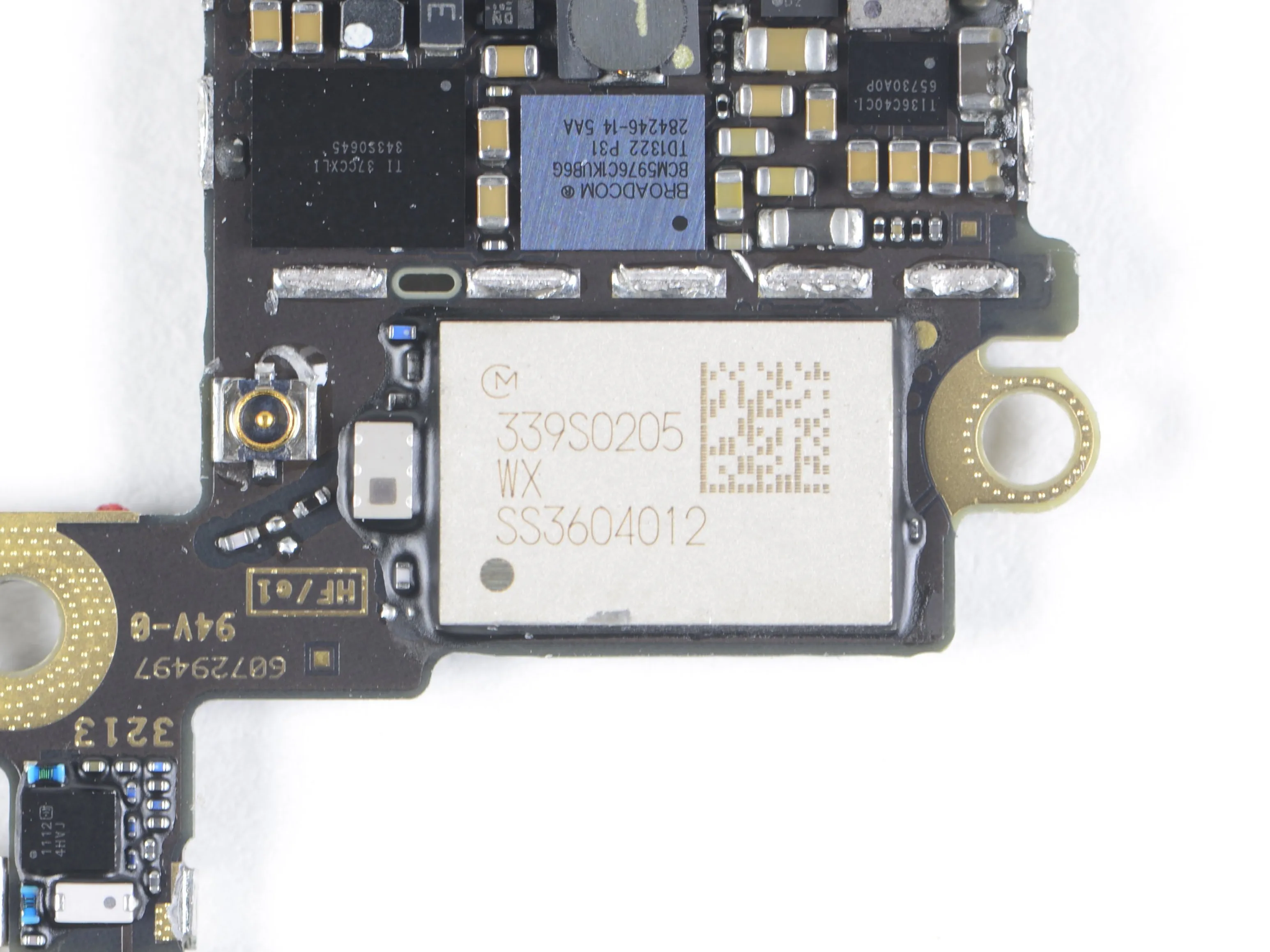 Apple A7 Teardown, модуль Wi-Fi: шаг 11, изображение 1 из 1