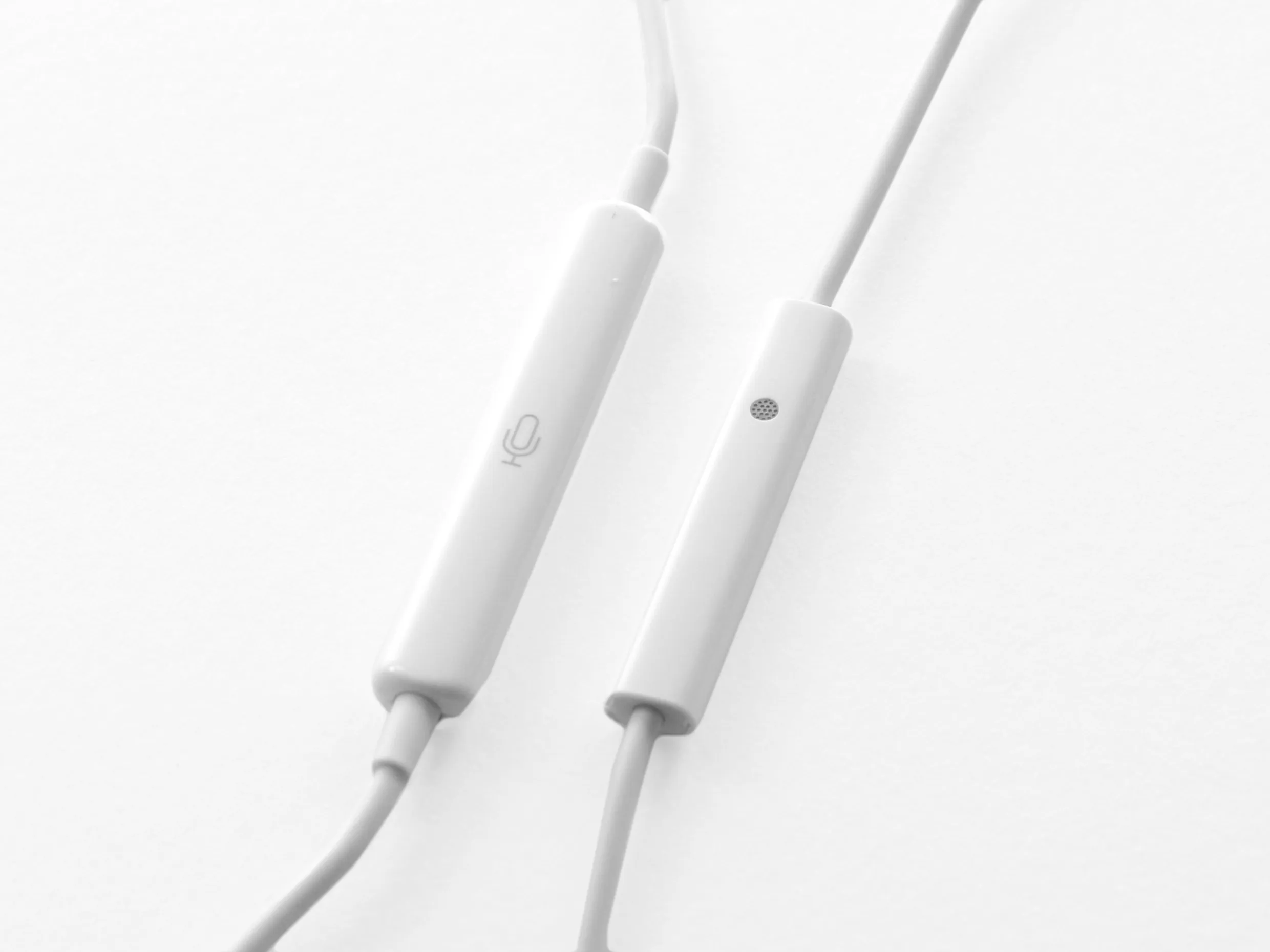 Разбор Apple EarPods: шаг 4, изображение 1 из 2