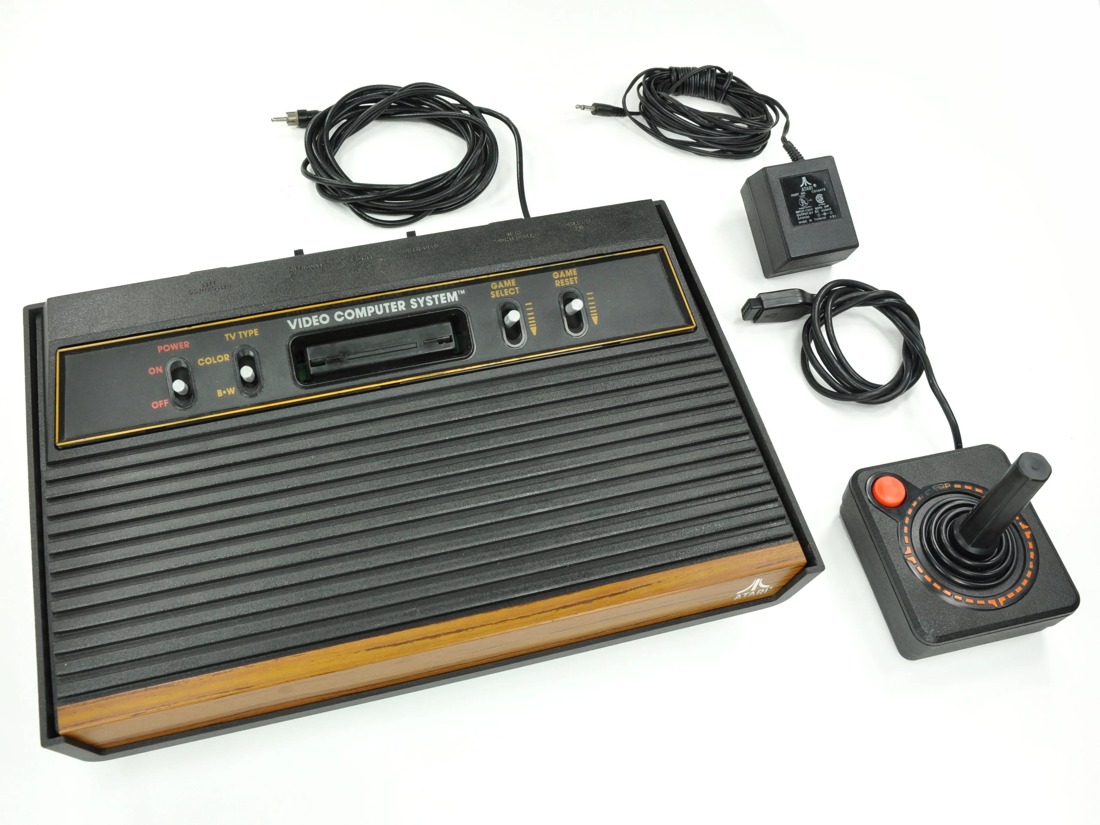 Atari 2600 Teardown, Atari 2600 Teardown: шаг 1, изображение 1 из 1