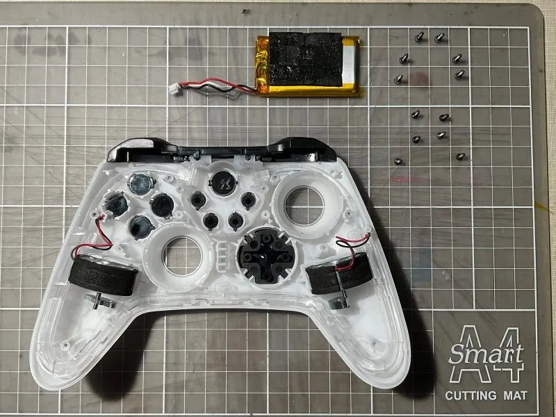 Binbok EVO Pro Controller Teardown, Открутите шесть винтов с печатной платы.: шаг 4, изображение 1 из 1