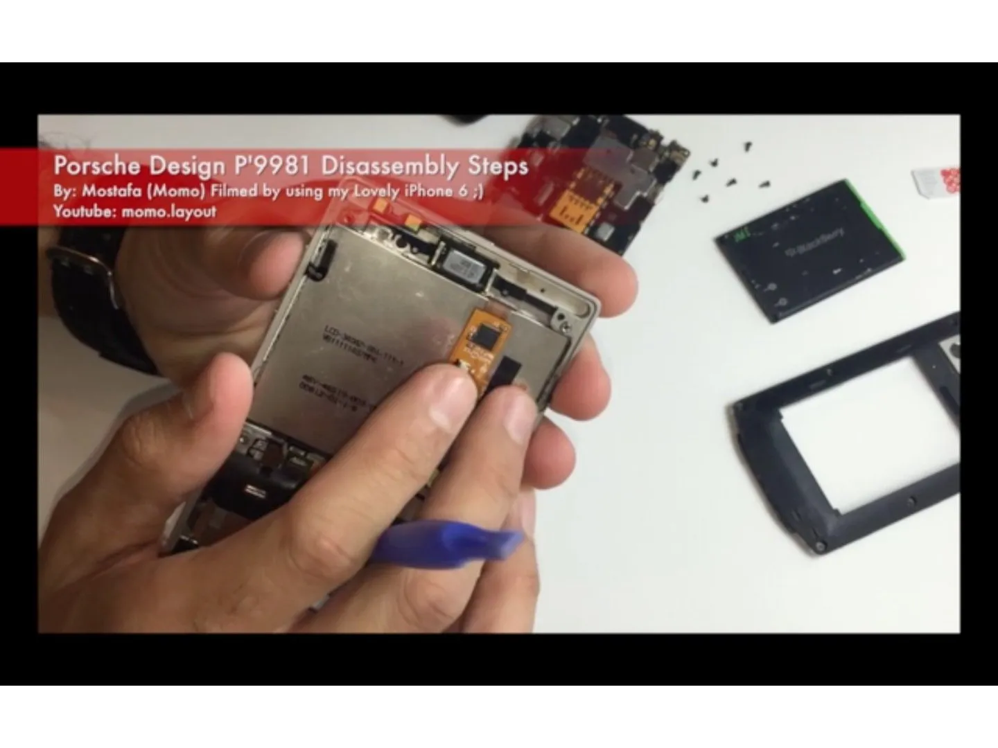 BlackBerry porsche design P'9981 Teardown: step 8, image 1 of 3