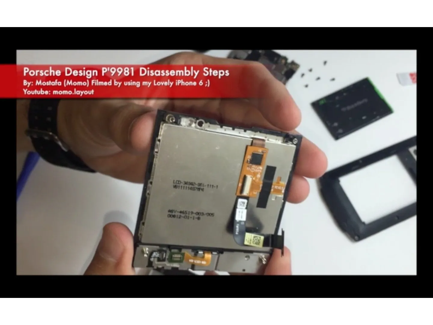 BlackBerry porsche design P'9981 Teardown: step 9, image 2 of 3