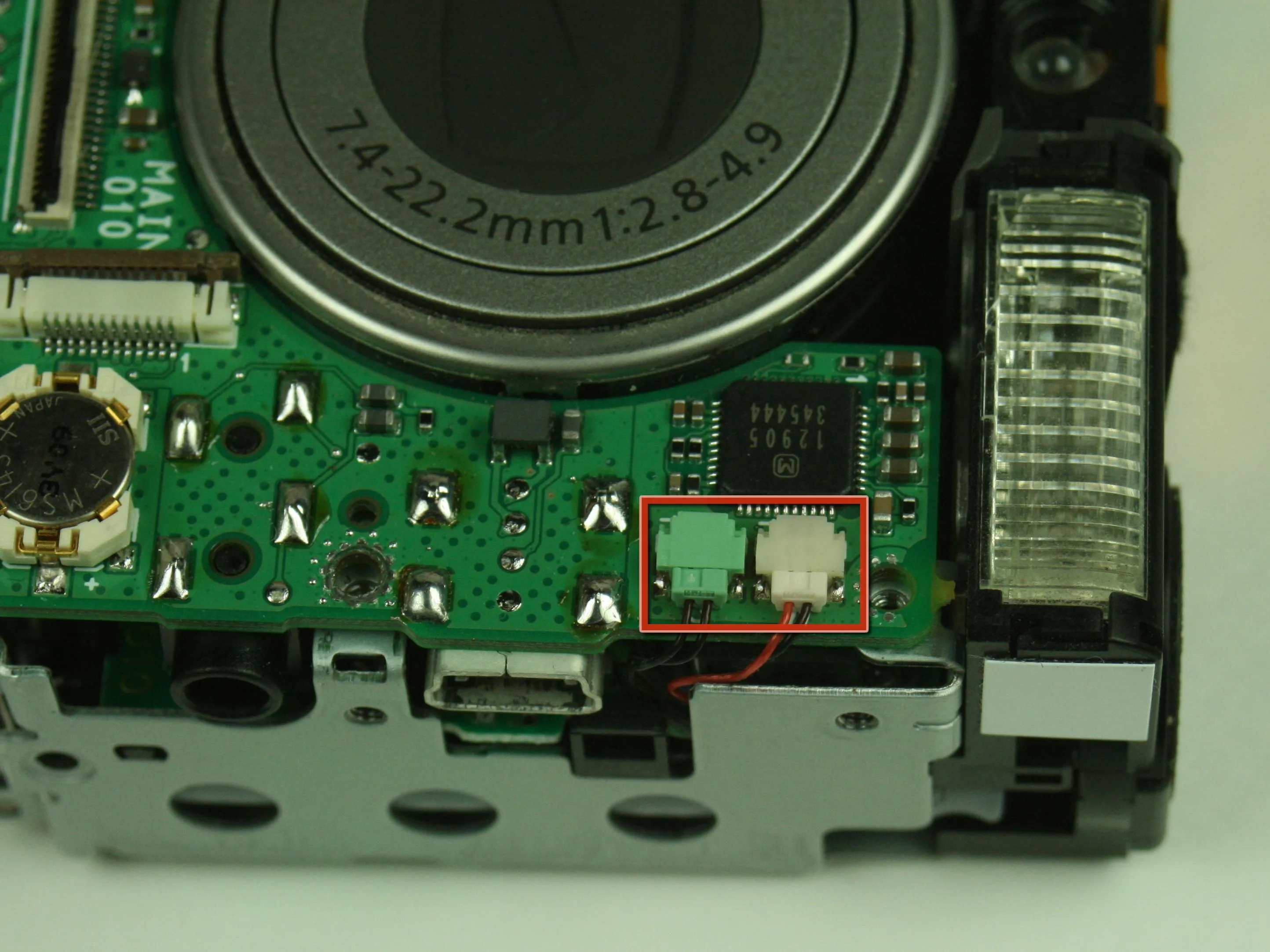 Canon PowerShot S400 Teardown: шаг 11, изображение 1 из 2