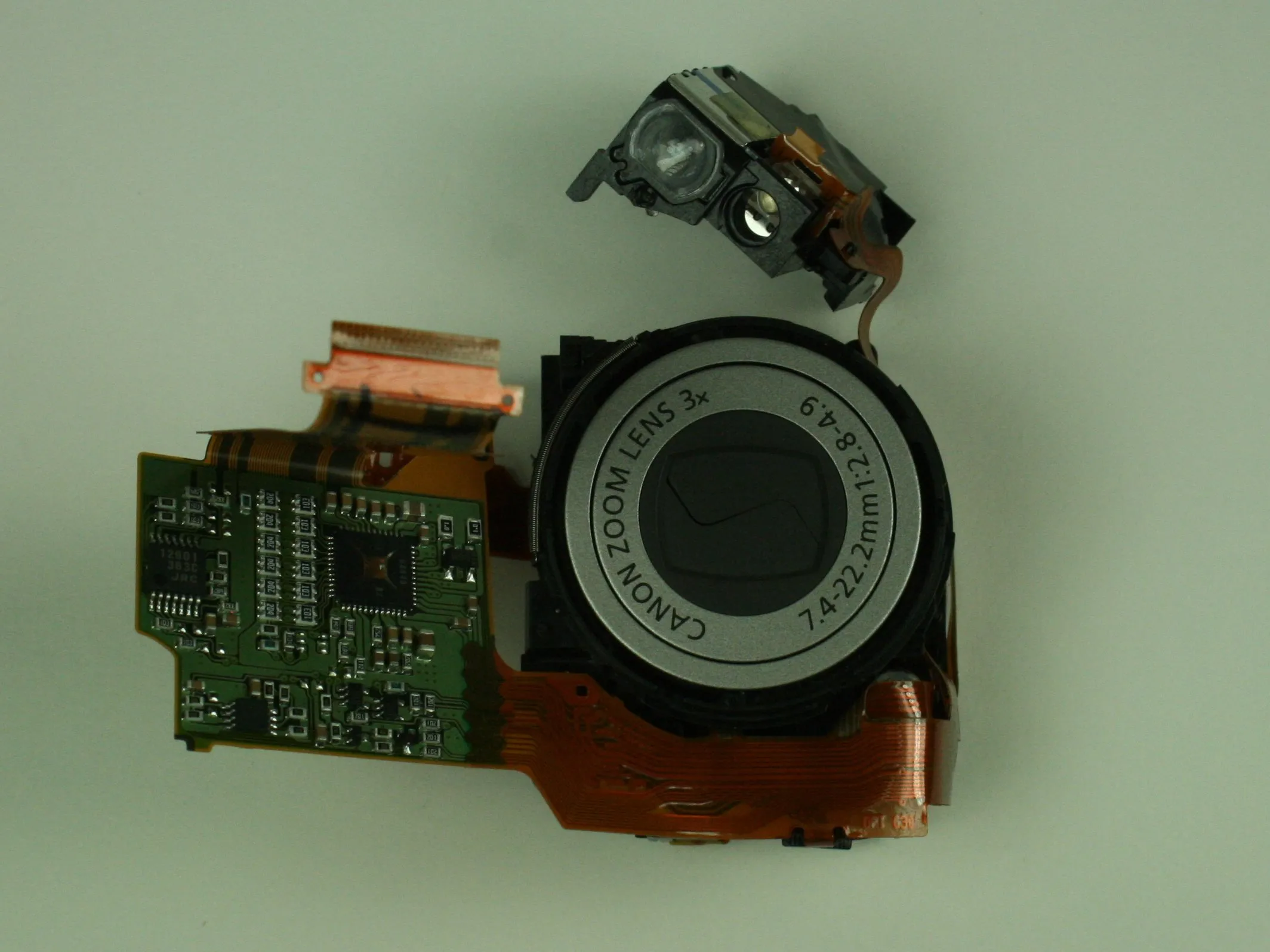 Canon PowerShot S400 Teardown: шаг 17, изображение 1 из 1