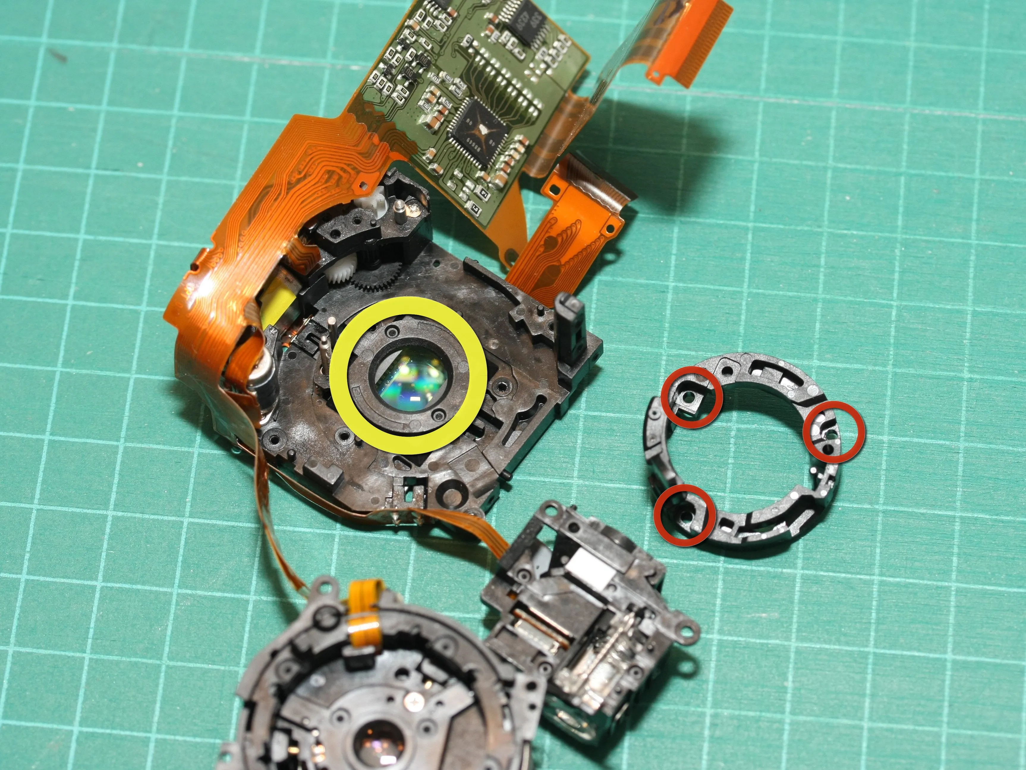 Canon PowerShot S500 Teardown: шаг 40, изображение 1 из 1