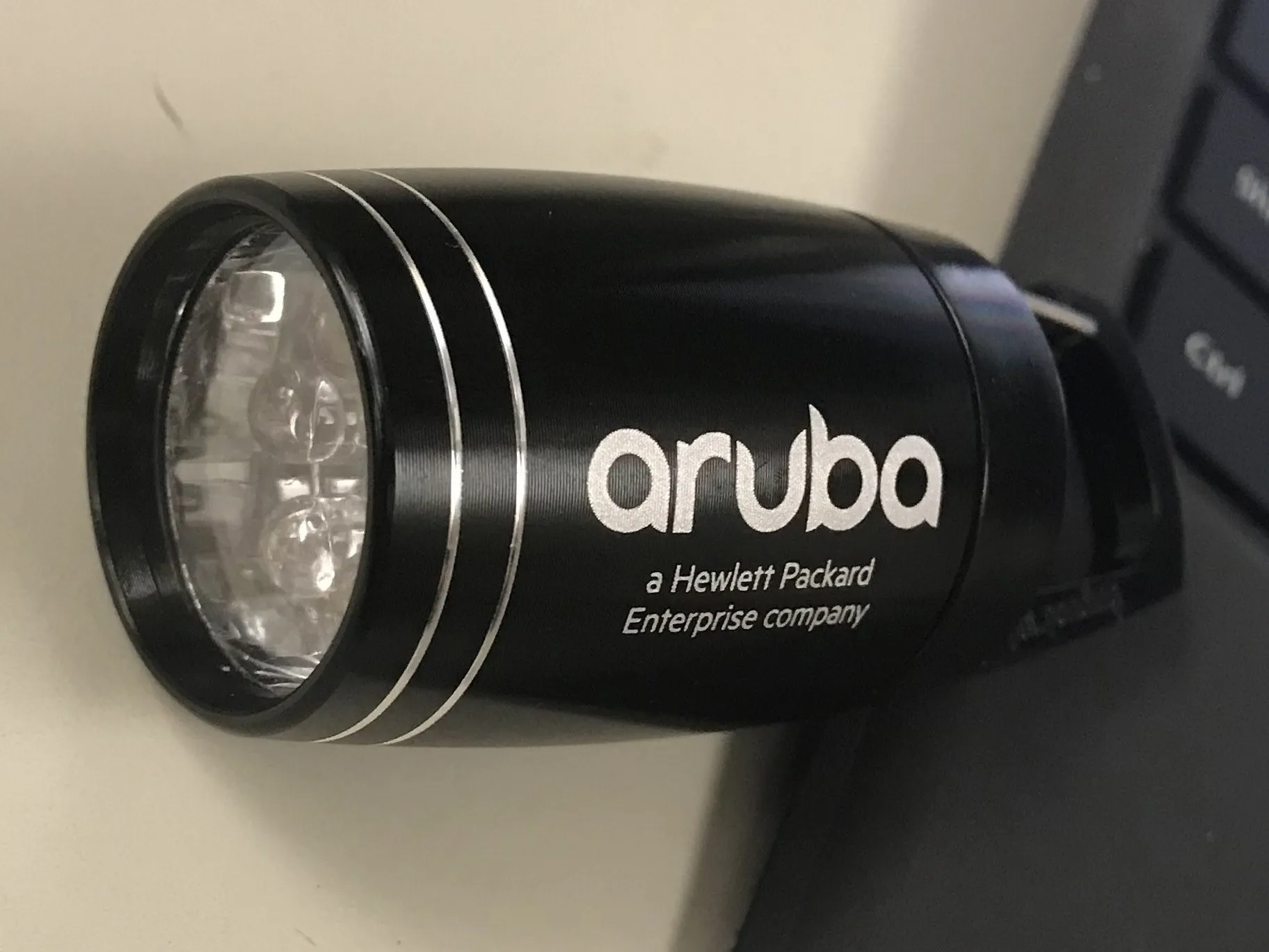 Разборка Career Fair Aruba Small Black Flashlight