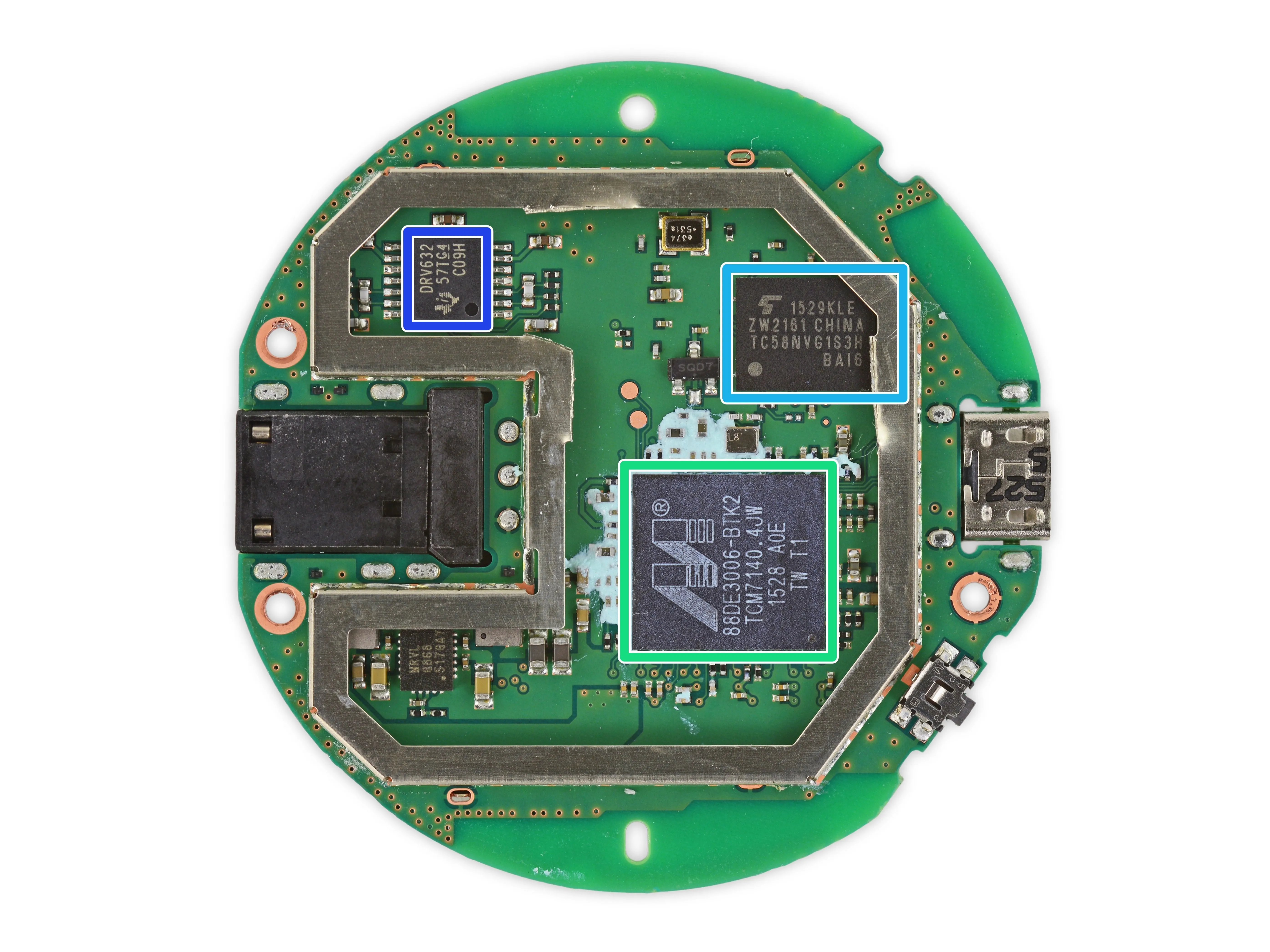 Chromecast 2015 Teardown: шаг 11, изображение 2 из 2