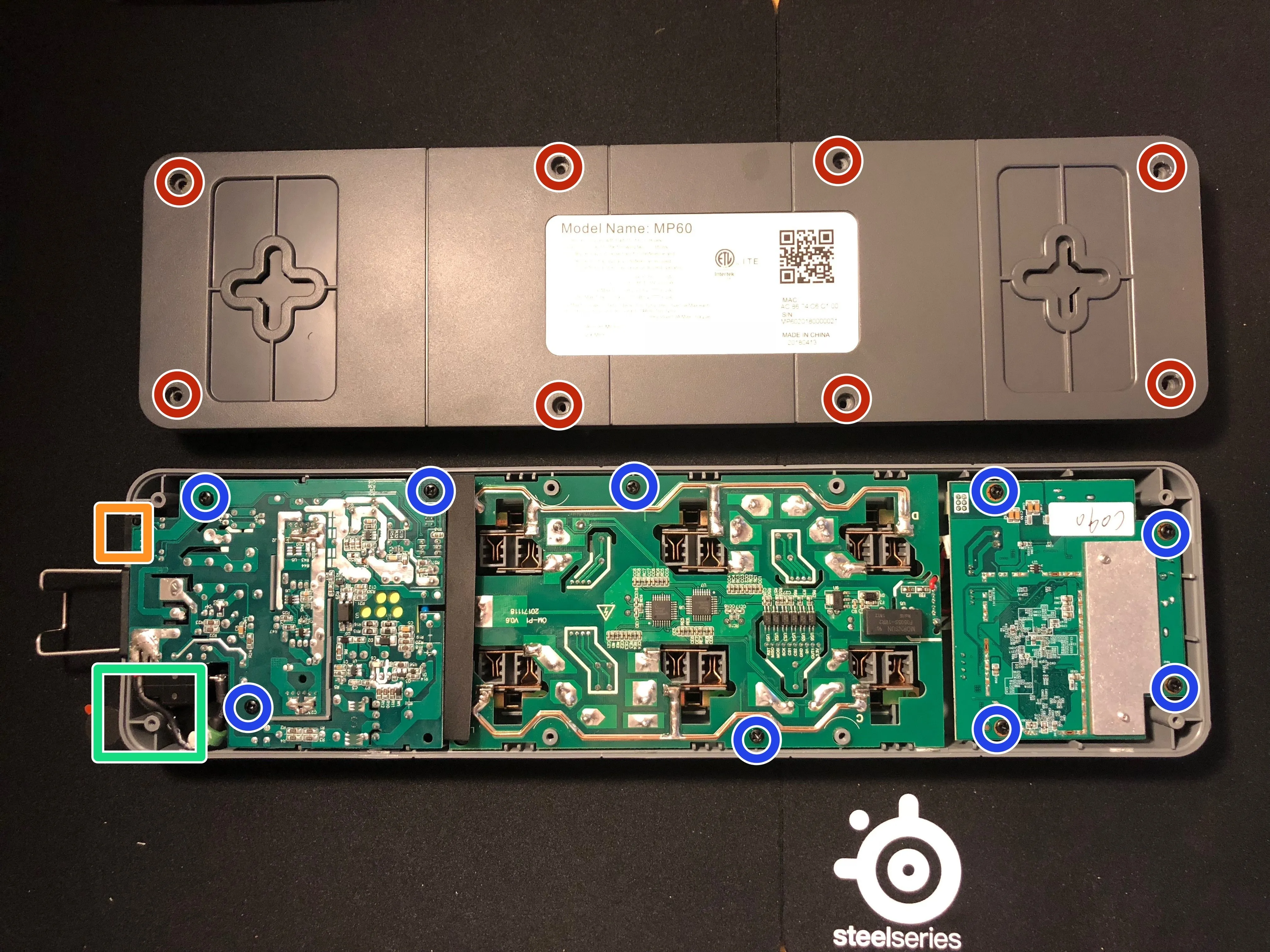 Datto MP60 Teardown, извлечение винтов: шаг 3, изображение 1 из 1