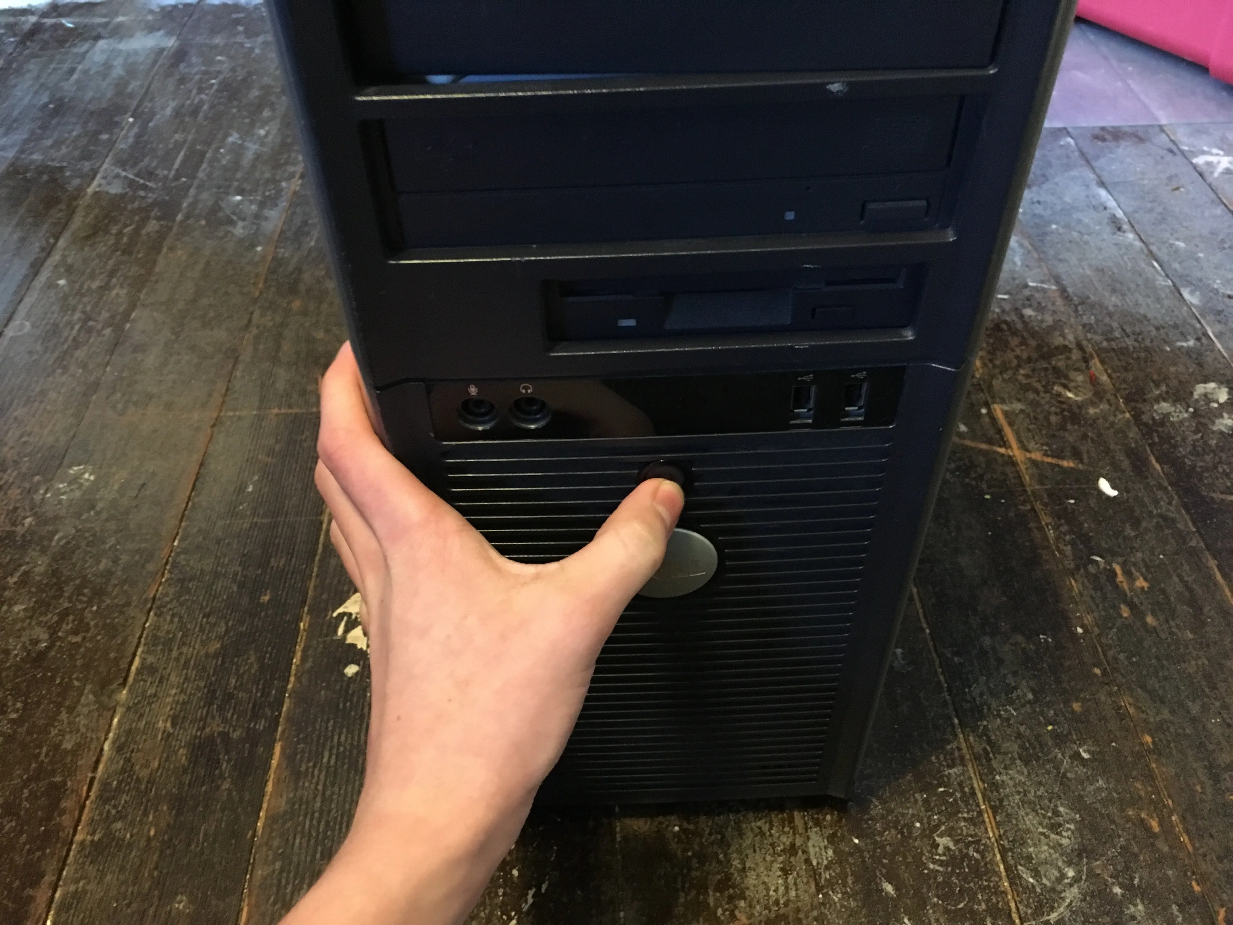 Разборка Dell Optiplex GX620: шаг 2, изображение 1 из 2