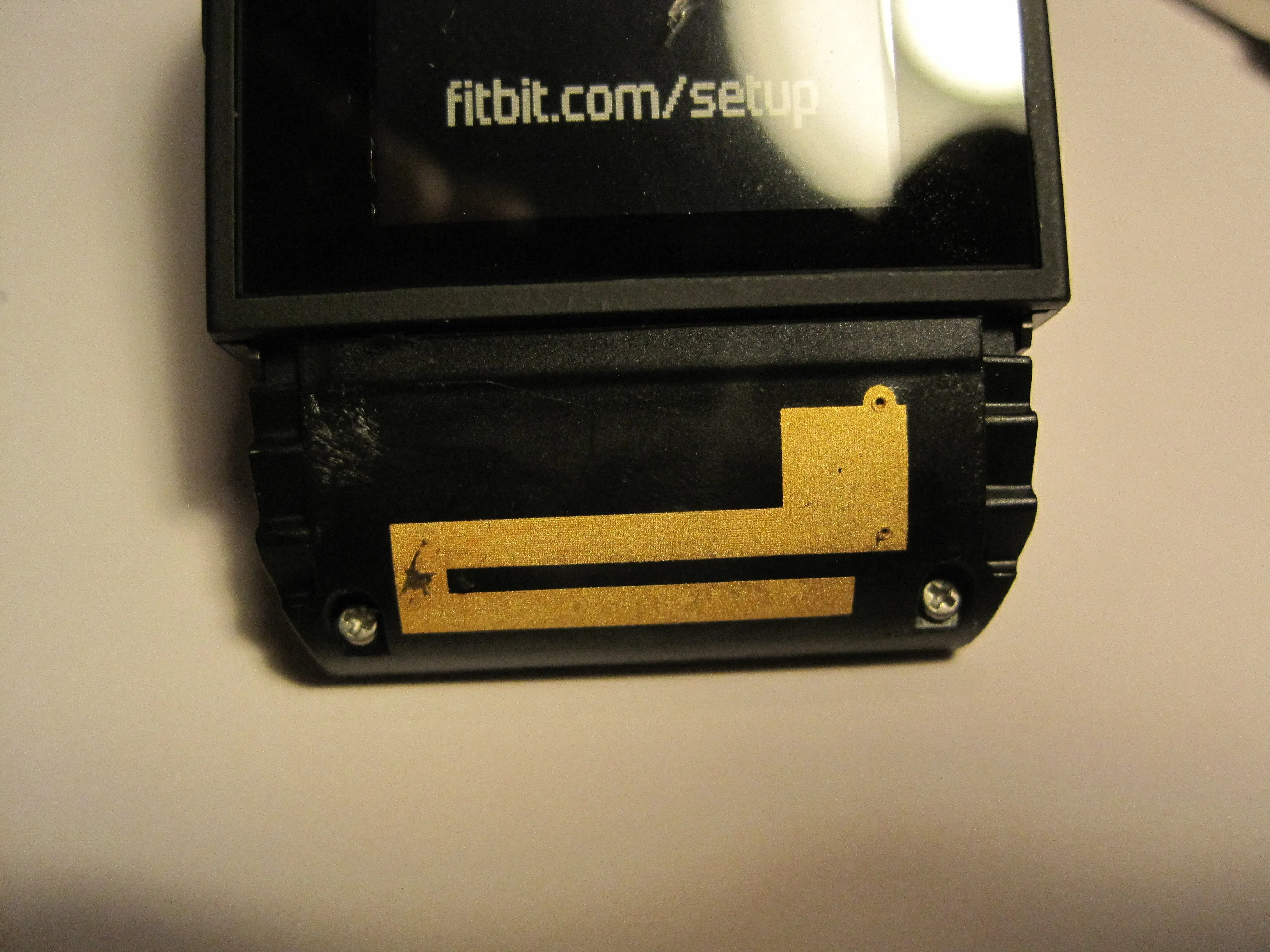 FitBit Surge Teardown, GPS-антенна: шаг 3, изображение 3 из 3