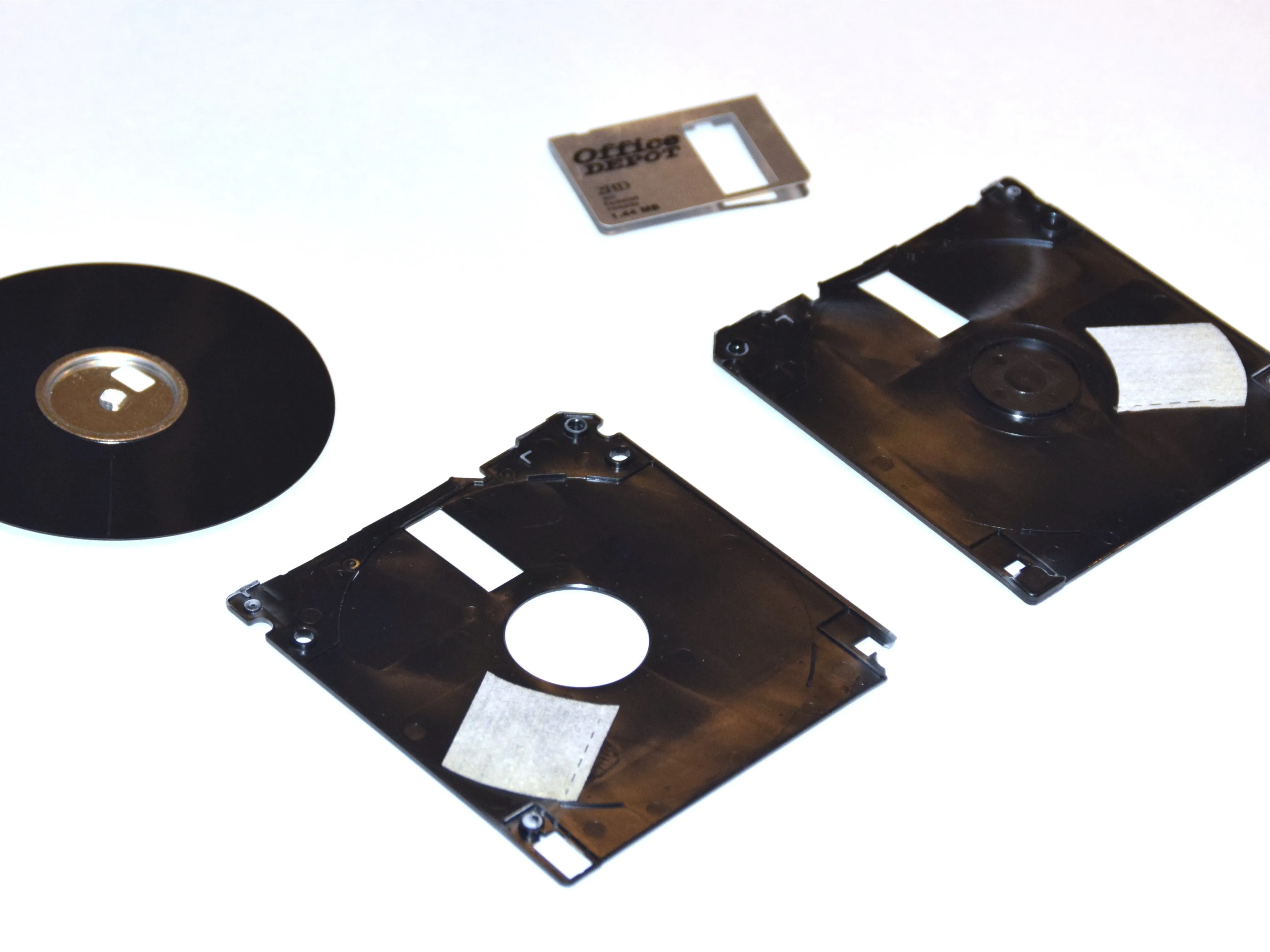 Floppy Disk Teardown, завершение: шаг 8, изображение 1 из 1