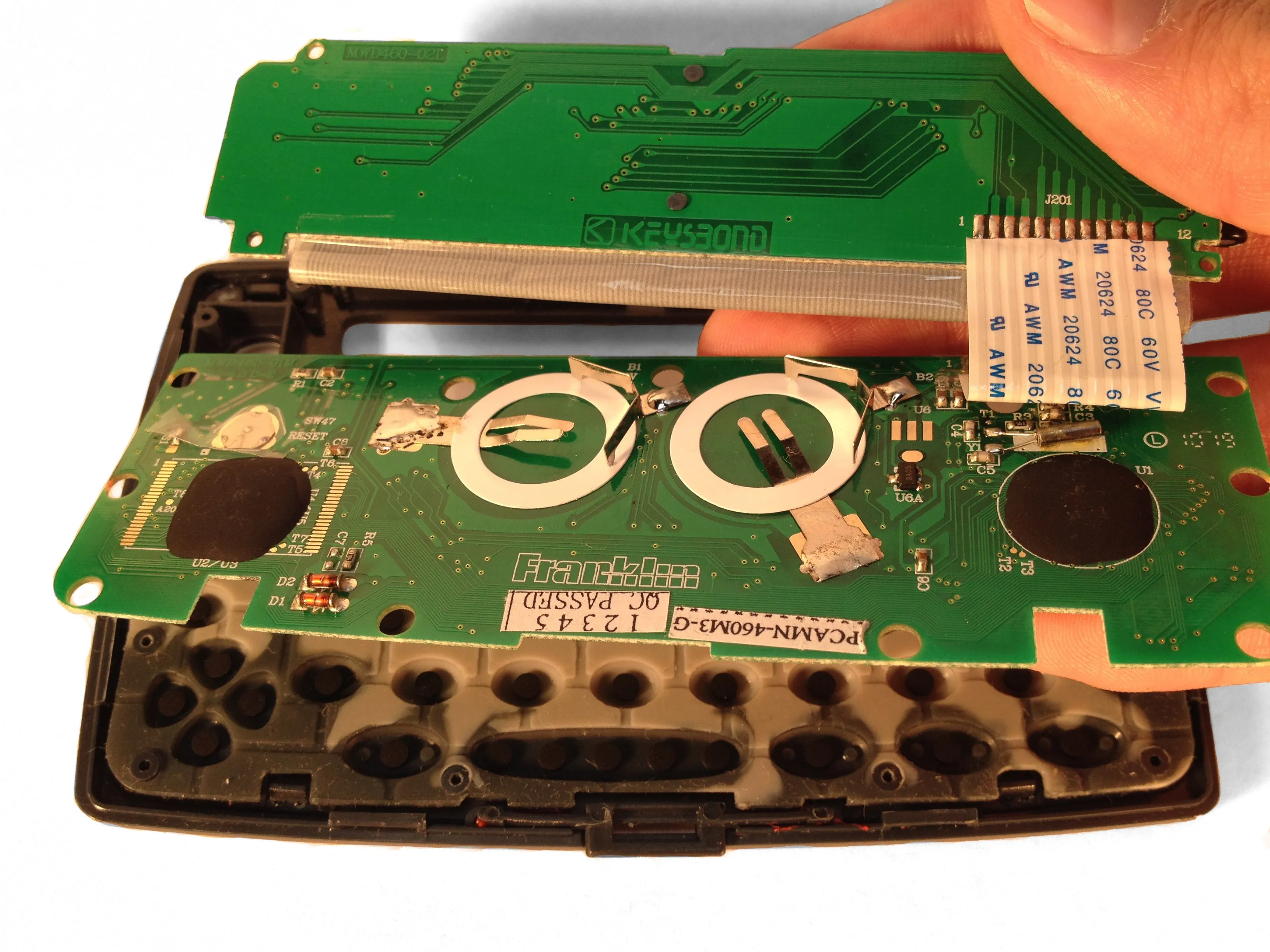 Разборка Franklin MWD-460A, печатные платы и клавиатуры, часть 3: шаг 8, изображение 1 из 2
