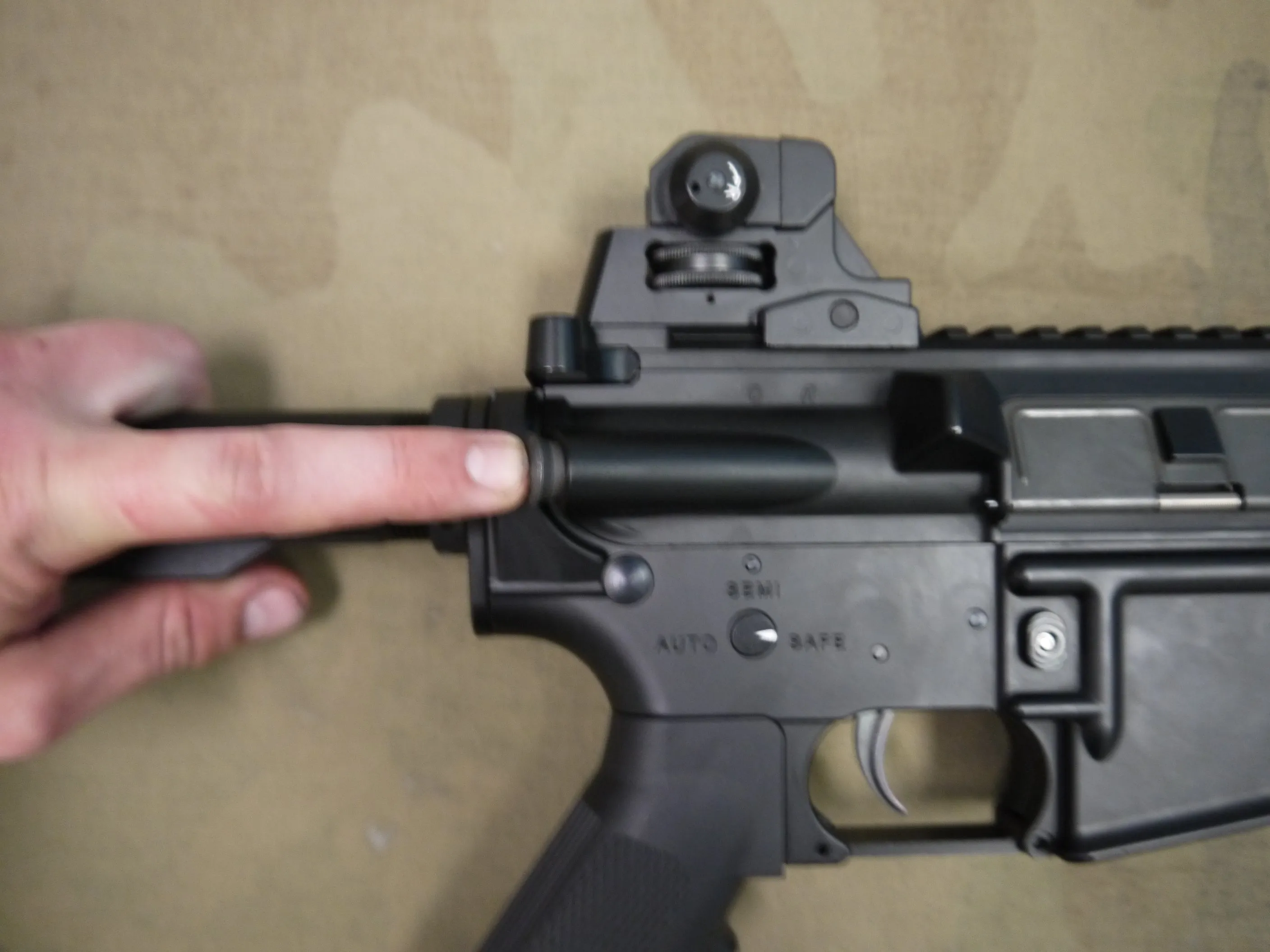 G&G TR16 R4 Airsoft Разборка, G&G TR16 R4 Airsoft Разборка: шаг 1, изображение 3 из 3