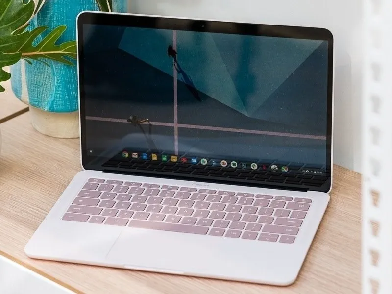 Разборка Google Pixelbook Go