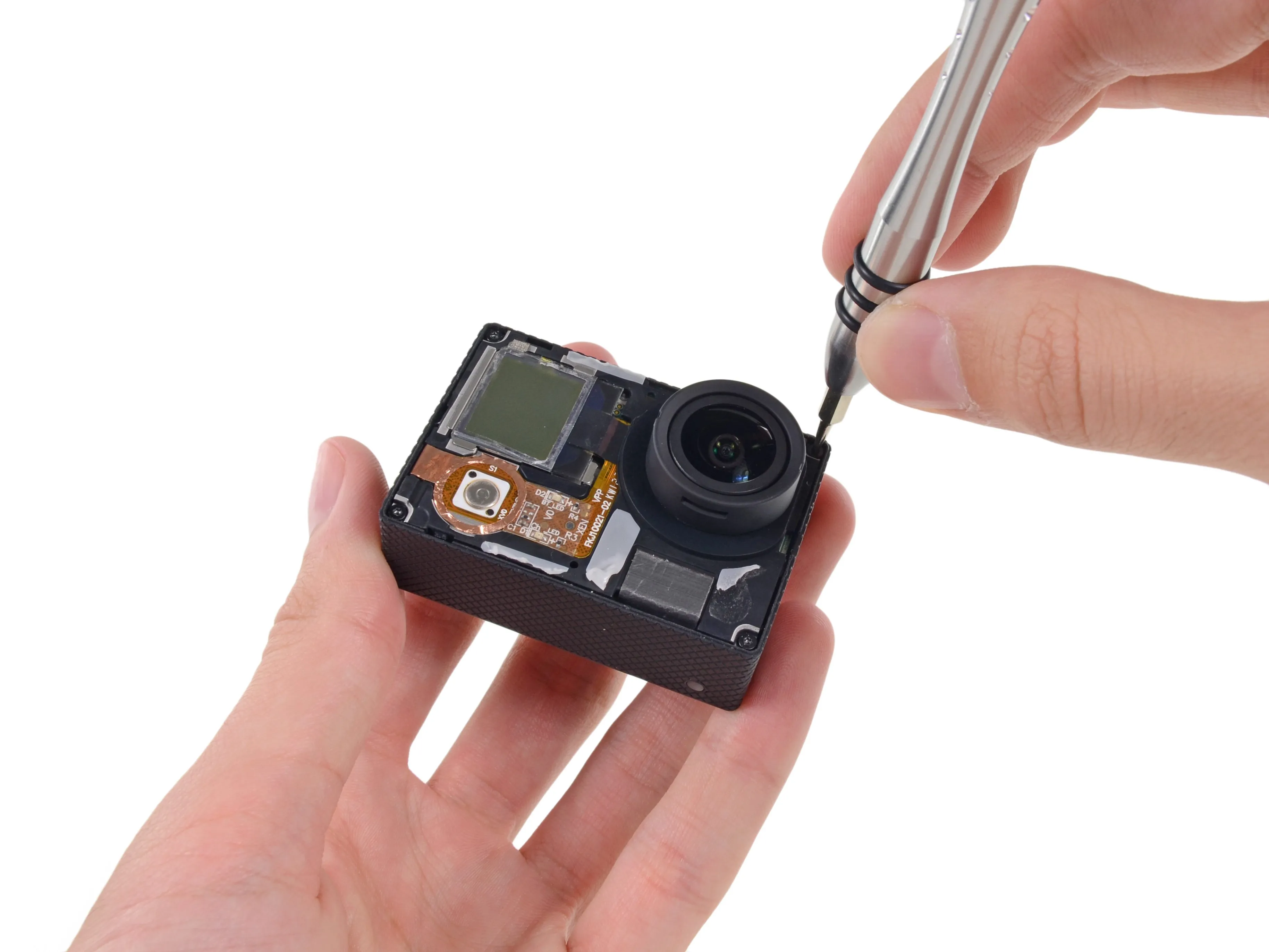 GoPro Hero3 Teardown: шаг 5, изображение 1 из 2