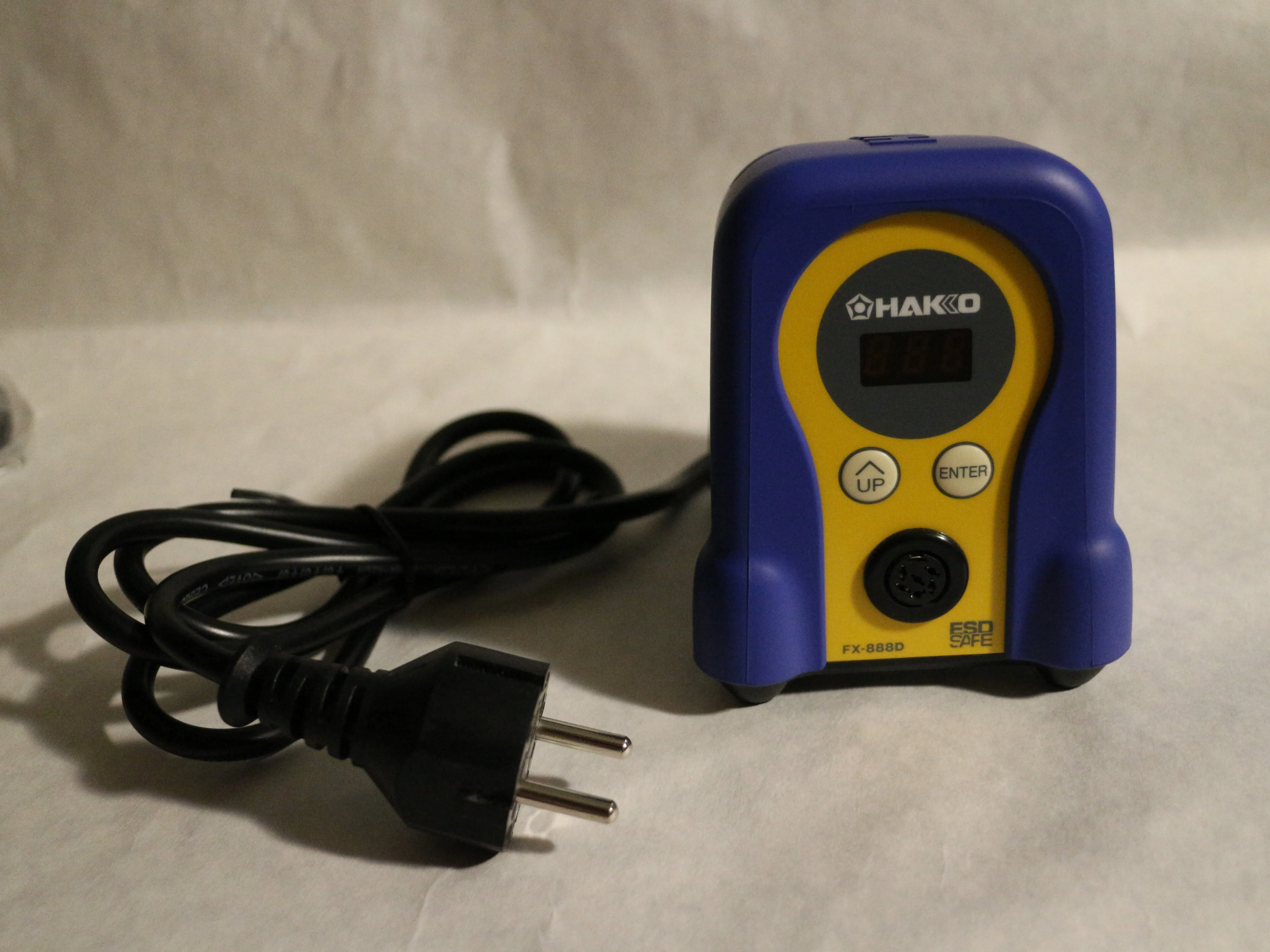 Hakko FX-888D разборка, разборка станции - часть 1: шаг 7, изображение 1 из 3