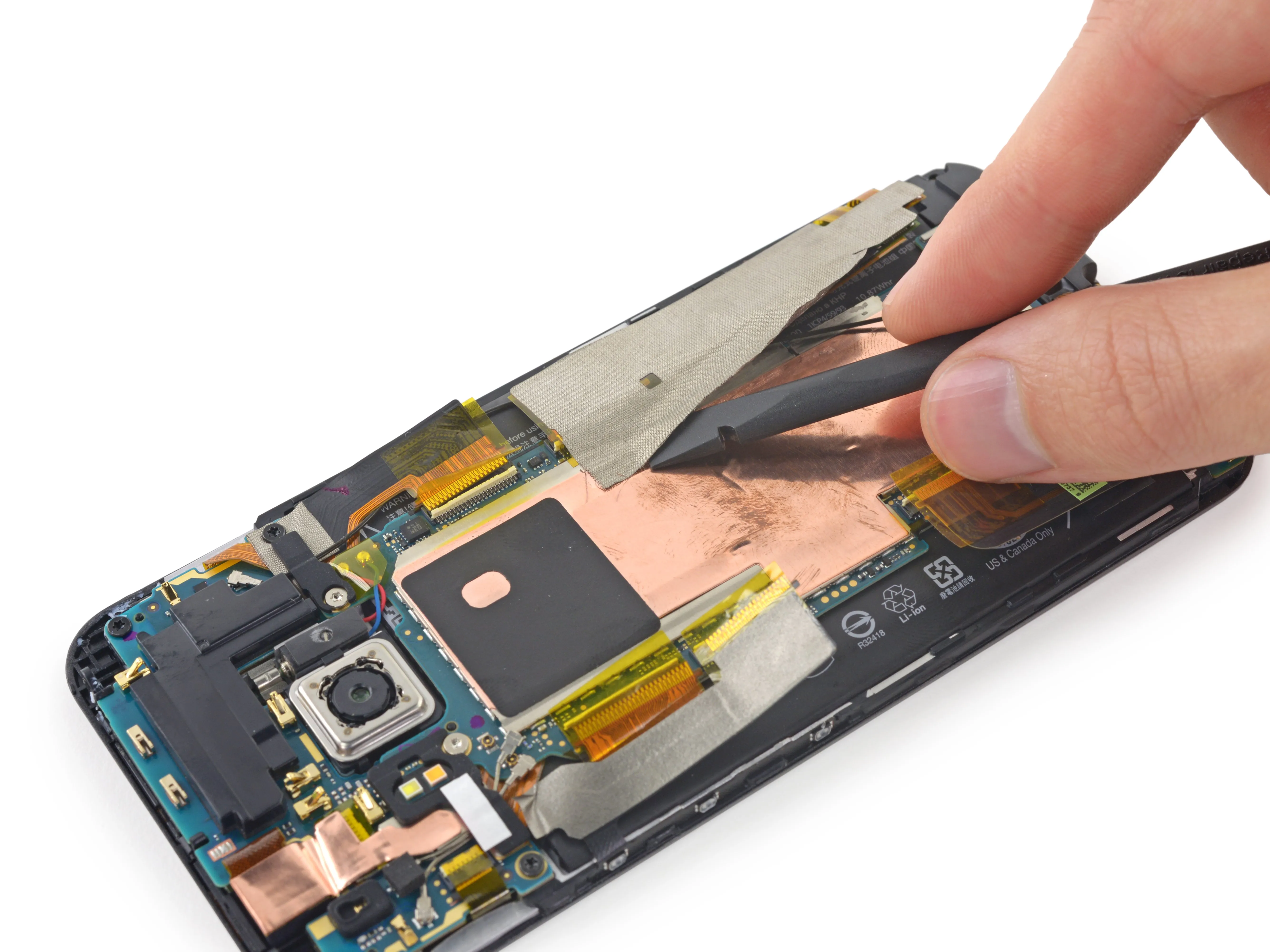 HTC One M9 Teardown: шаг 8, изображение 1 из 1