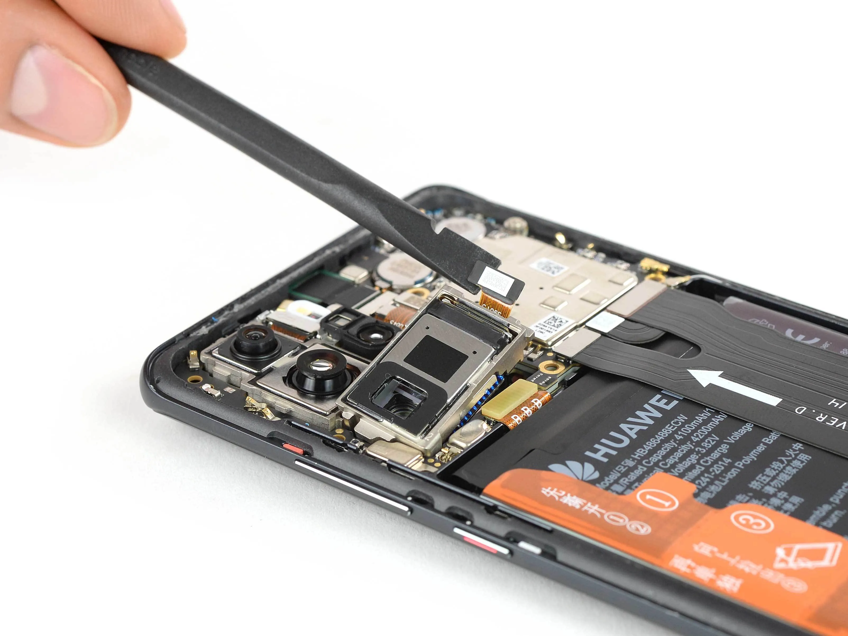 Huawei P30 Pro Teardown: шаг 5, изображение 1 из 3