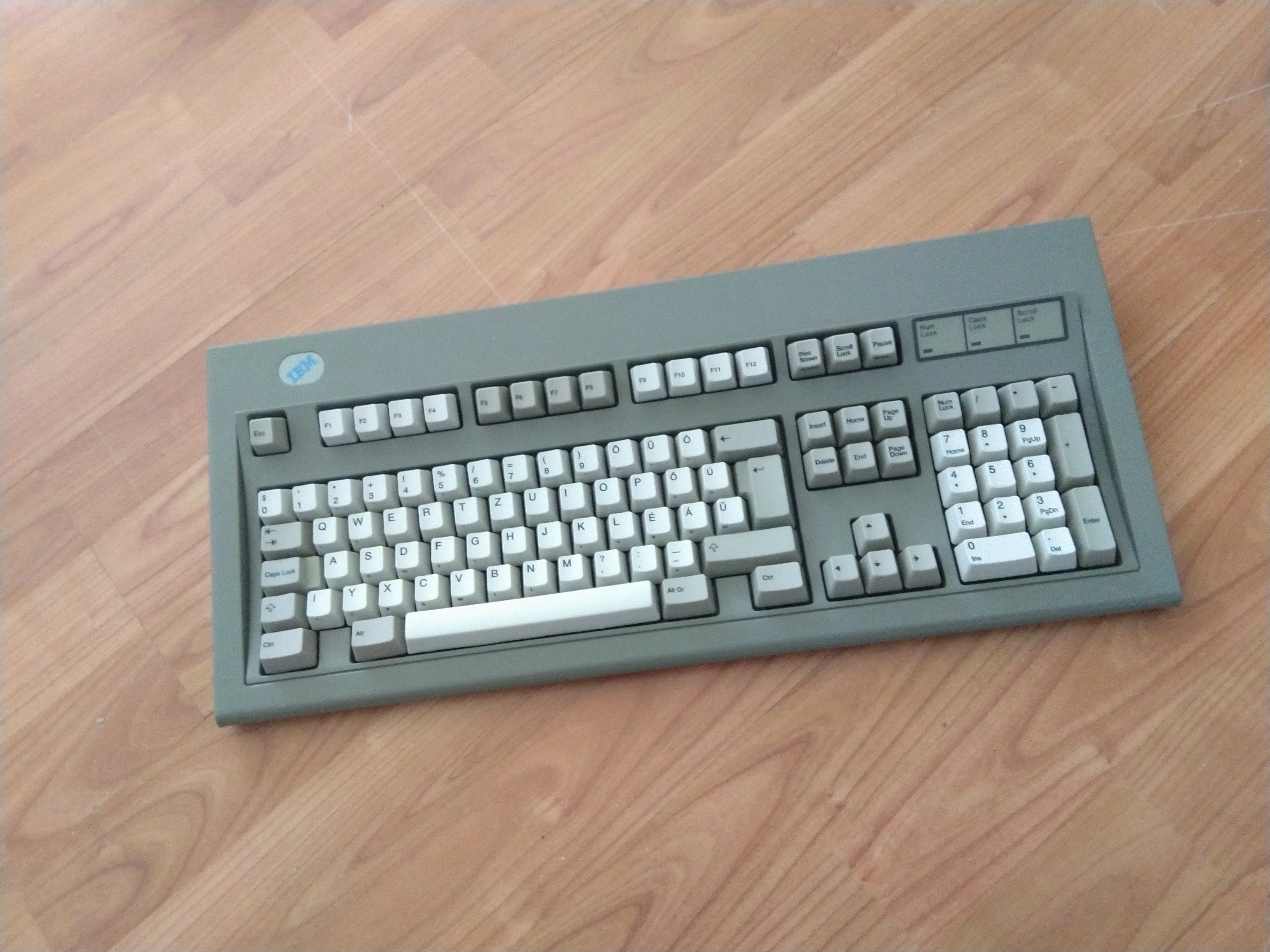 Разборка IBM Model M