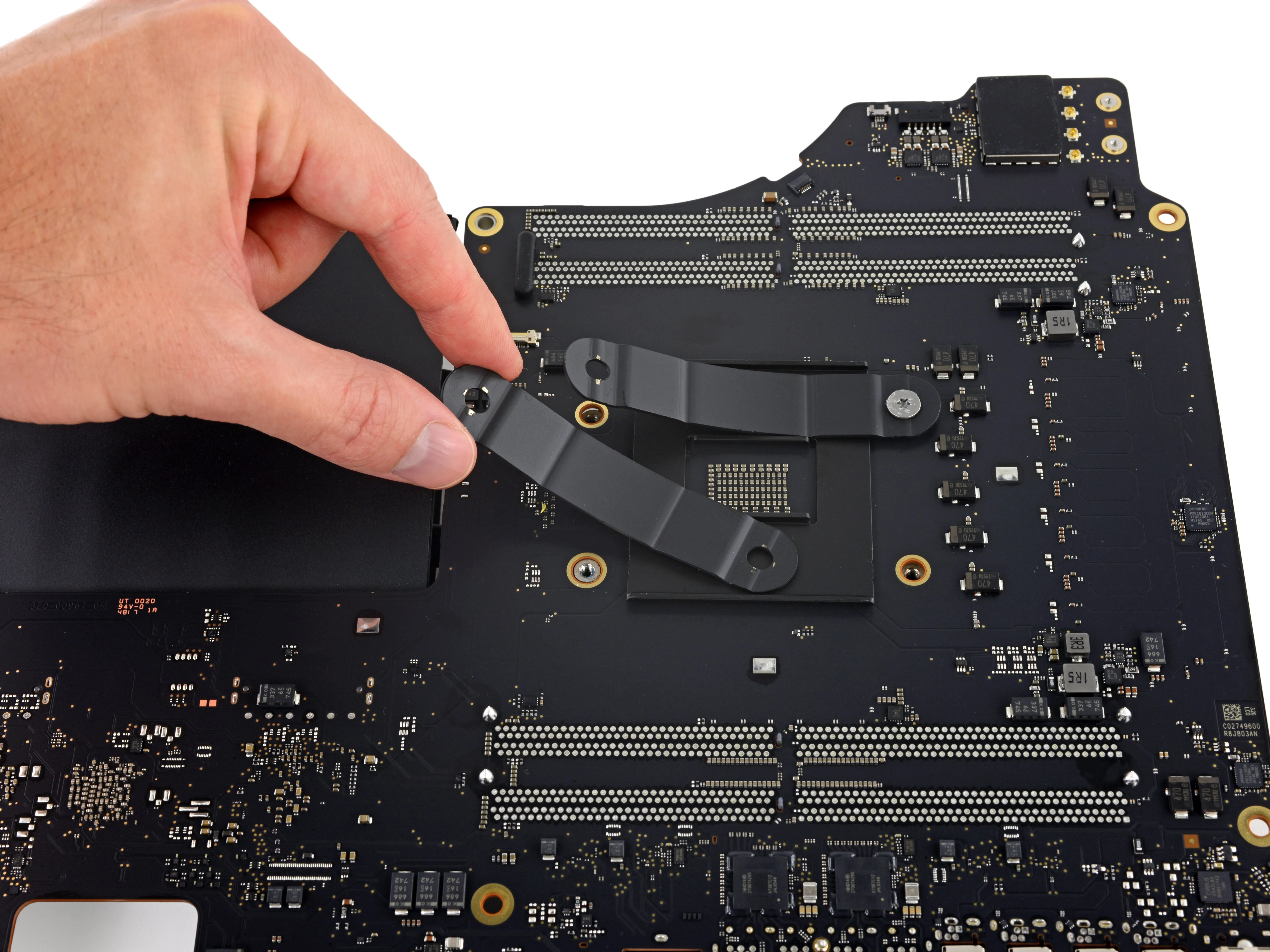 iMac Pro Teardown: шаг 9, изображение 1 из 3