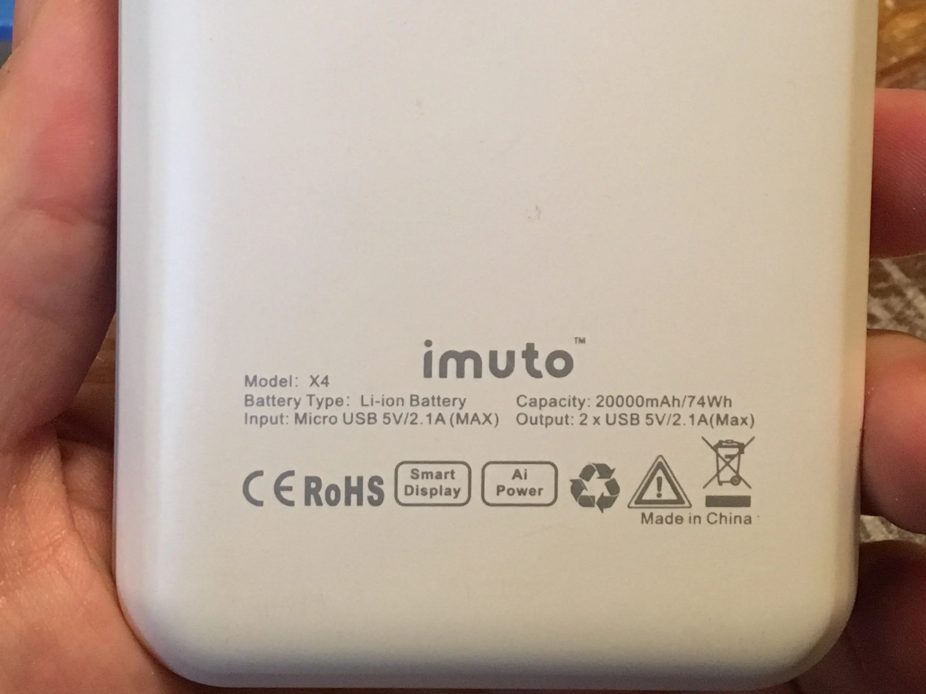 Портативное зарядное устройство iMuto 20000mAh Teardown, Портативное зарядное устройство iMuto 20000mAh: шаг 1, изображение 2 из 2