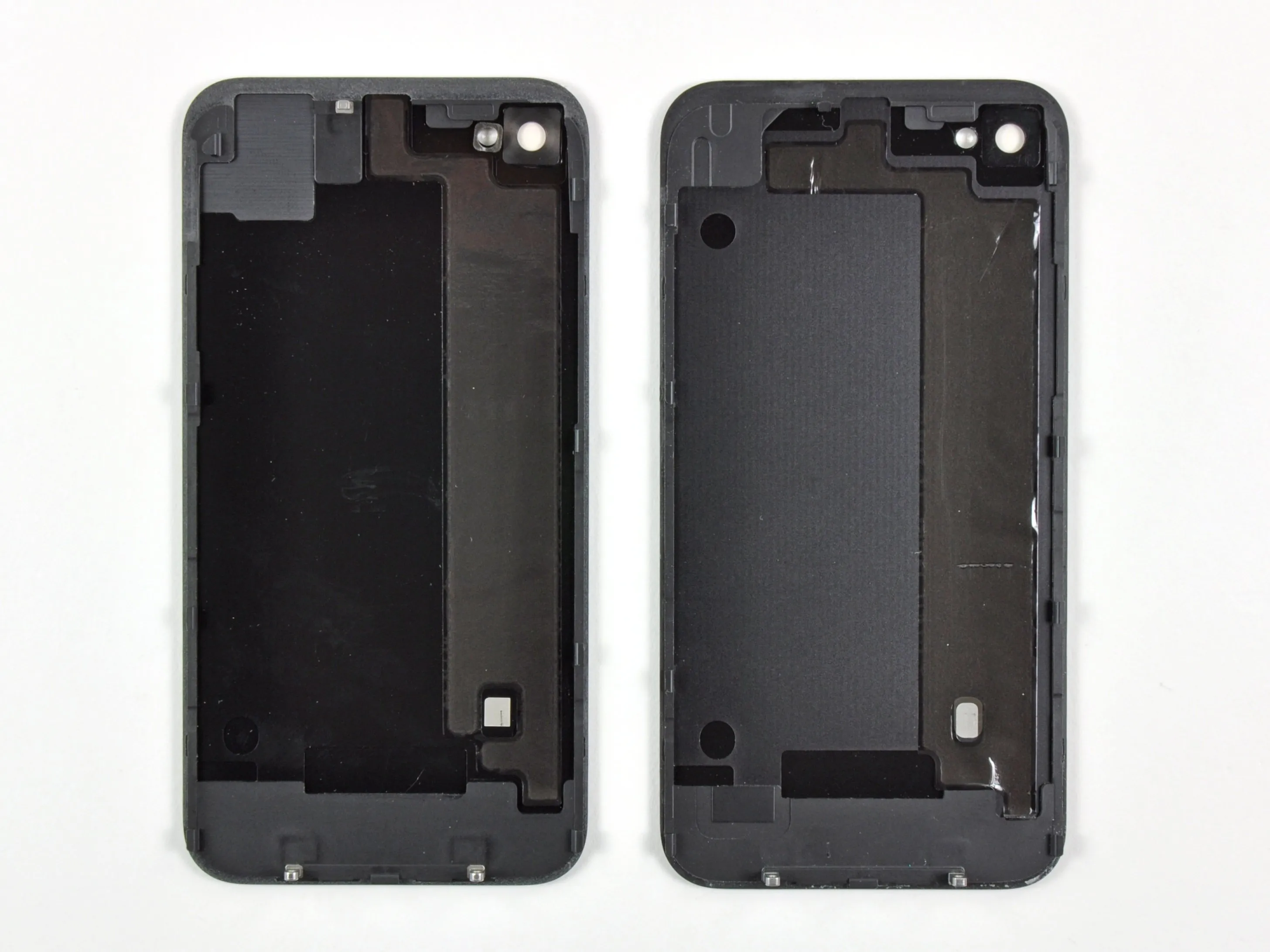 iPhone 4 Verizon Teardown: шаг 7, изображение 1 из 1