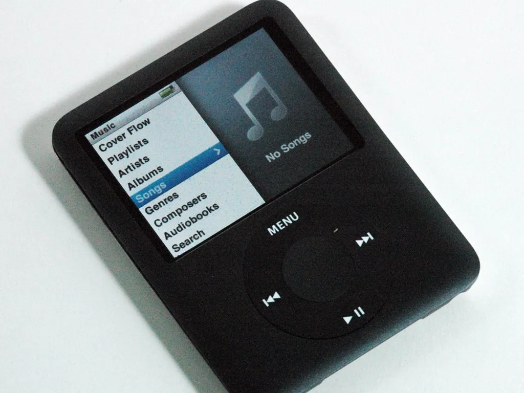 Разбор iPod Nano 3-го поколения: шаг 14, изображение 1 из 1