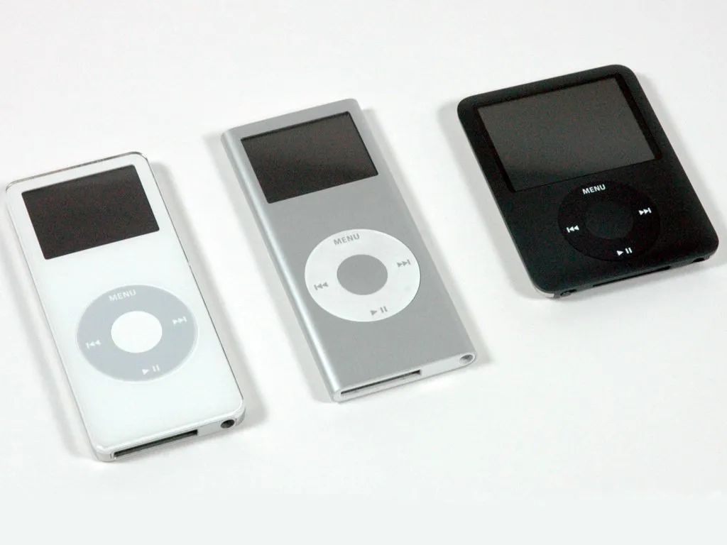 Разбор iPod Nano 3-го поколения: шаг 3, изображение 1 из 1