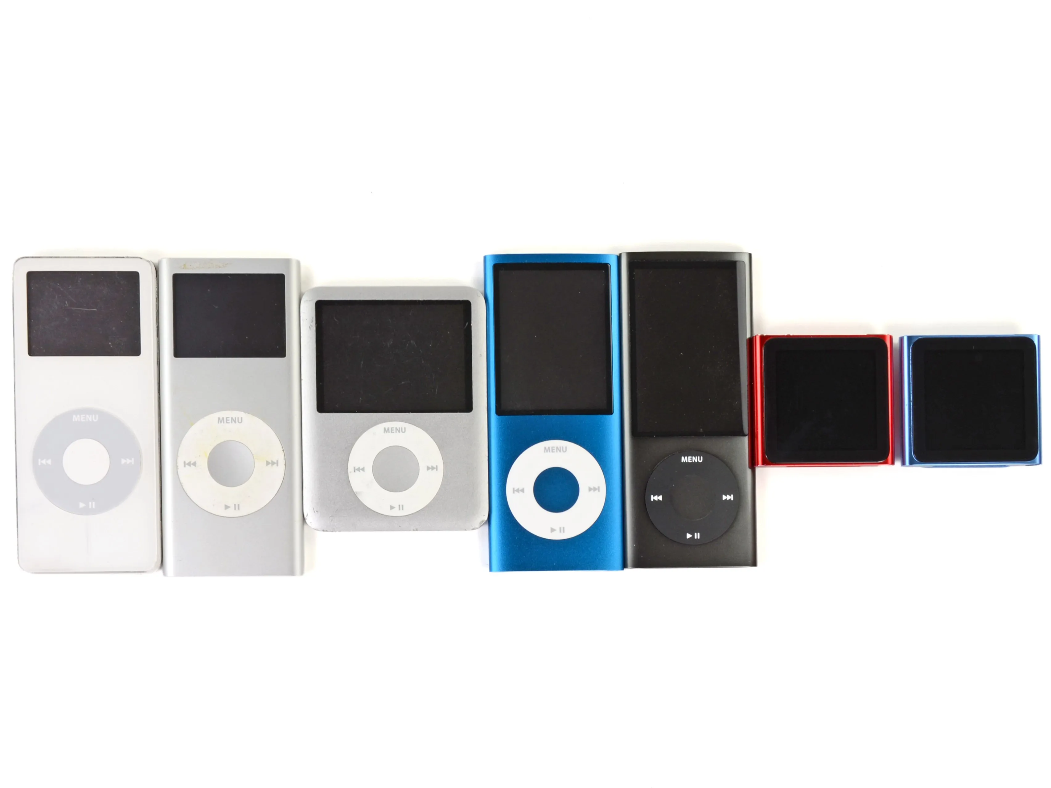 Разбор iPod Nano 6-го поколения 2011 года: шаг 4, изображение 1 из 1