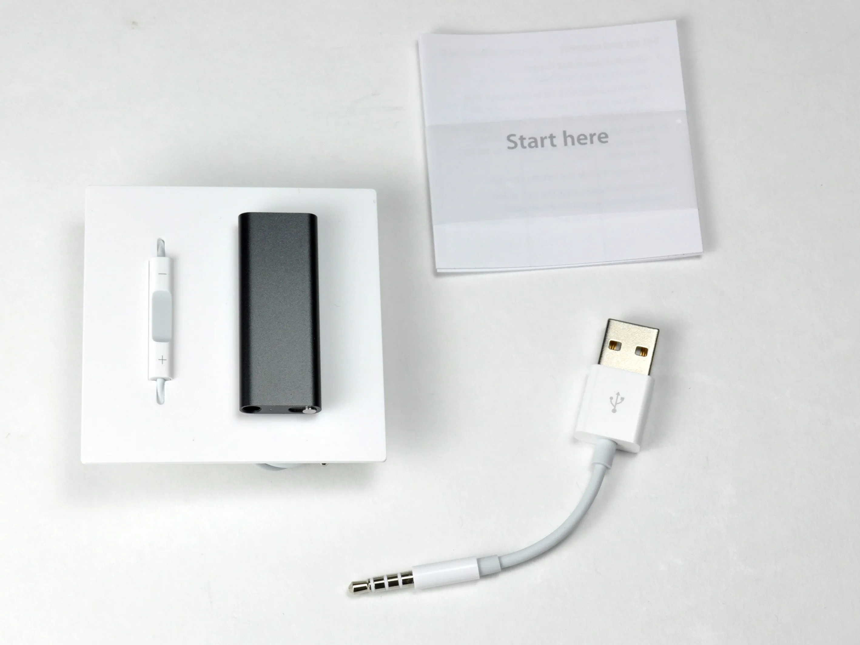 Разбор iPod shuffle 3-го поколения: шаг 2, изображение 1 из 1