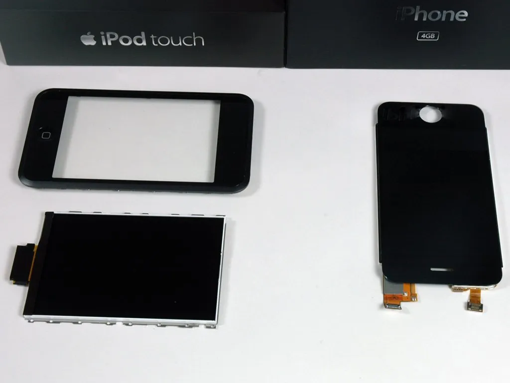 Разбор iPod Touch 1-го поколения: шаг 21, изображение 1 из 1