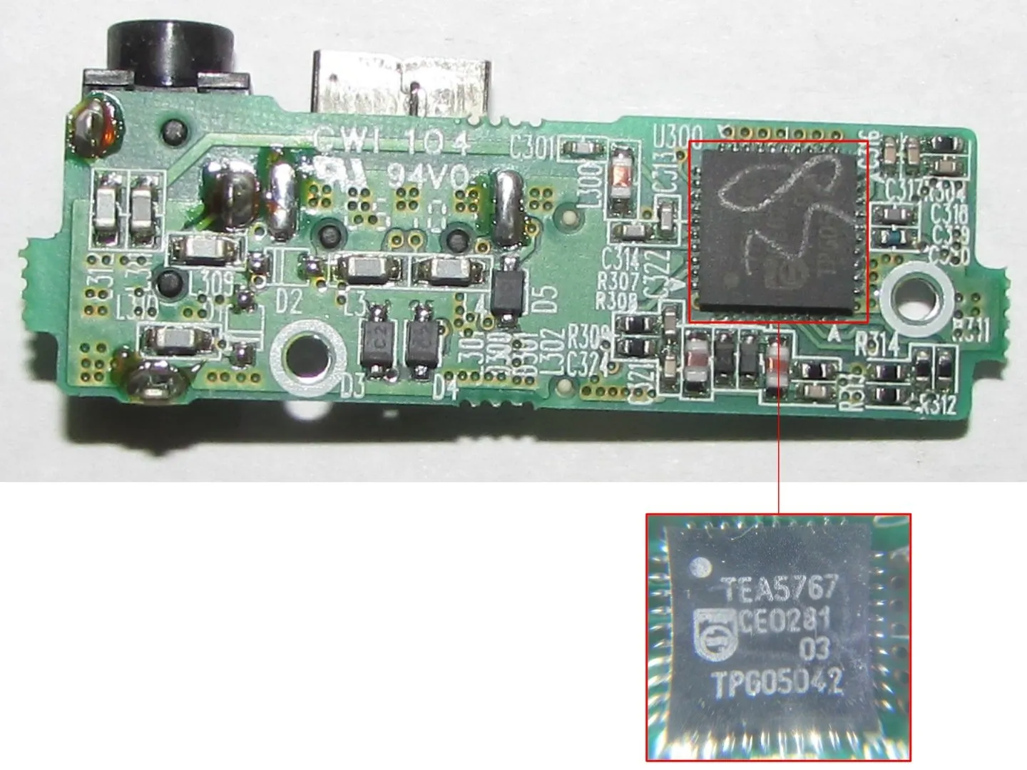 iriver Multi-Codec Jukebox H10 Partial Teardown: шаг 8, изображение 2 из 3