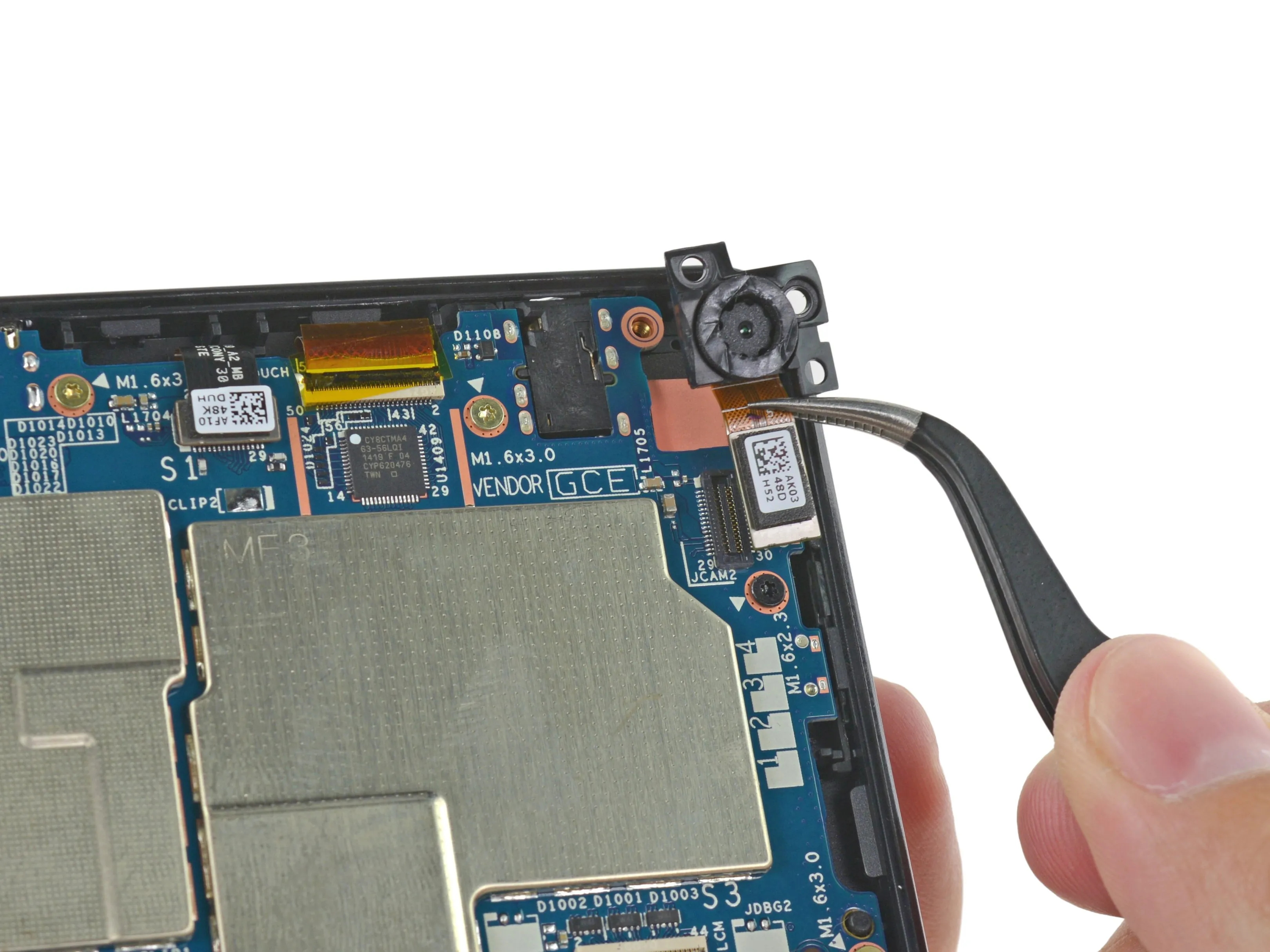 Kindle Fire HD 6 Teardown: шаг 4, изображение 2 из 3