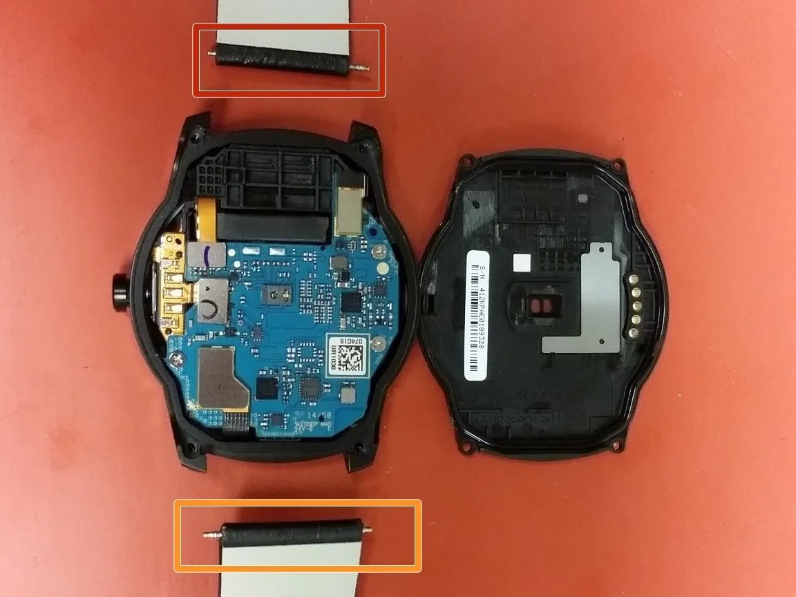 LG G Watch R Teardown, снятие задней крышки: шаг 2, изображение 2 из 2