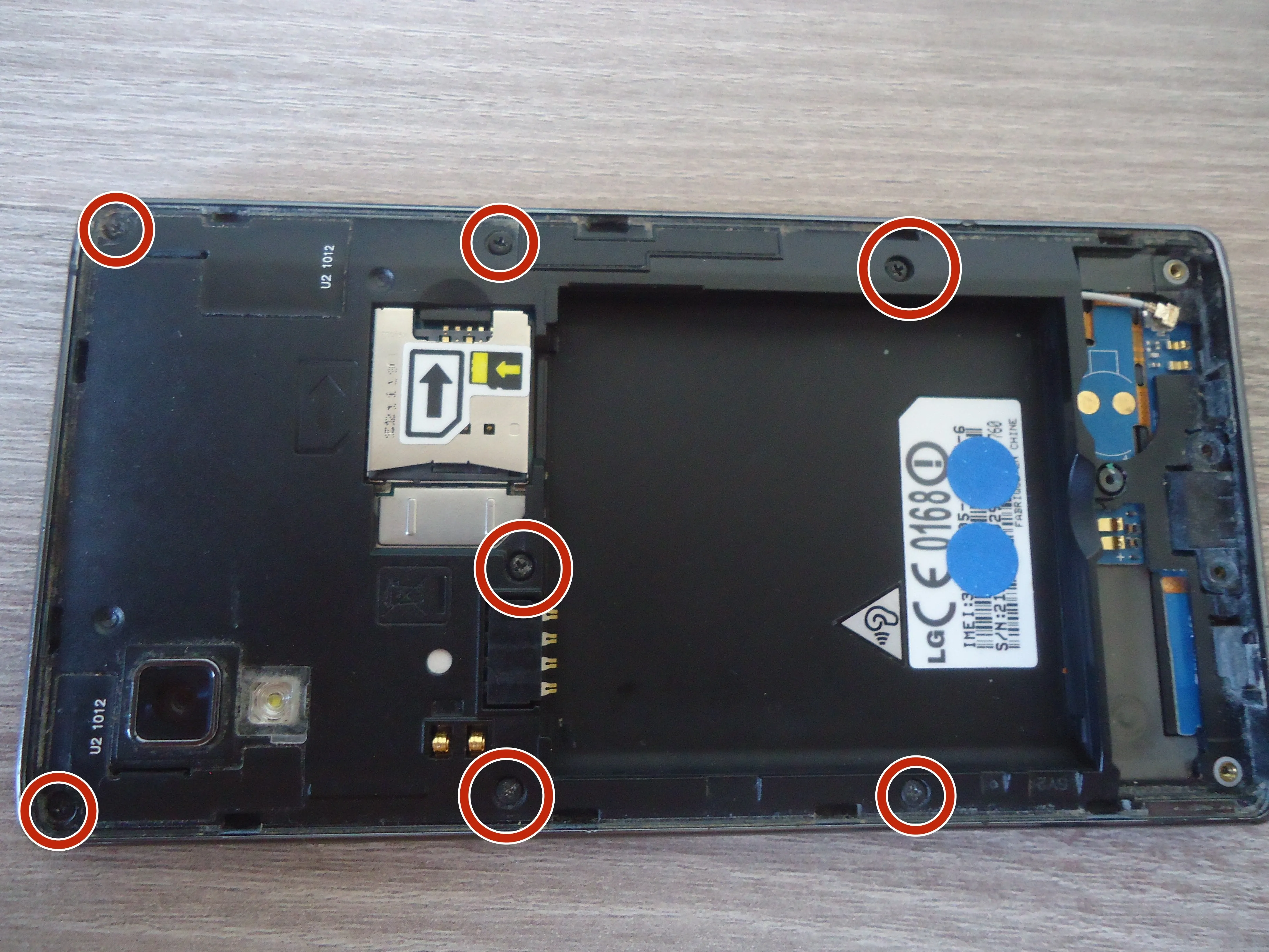 LG Optimus L9 P760 Teardown, удаление кэша: шаг 5, изображение 1 из 3