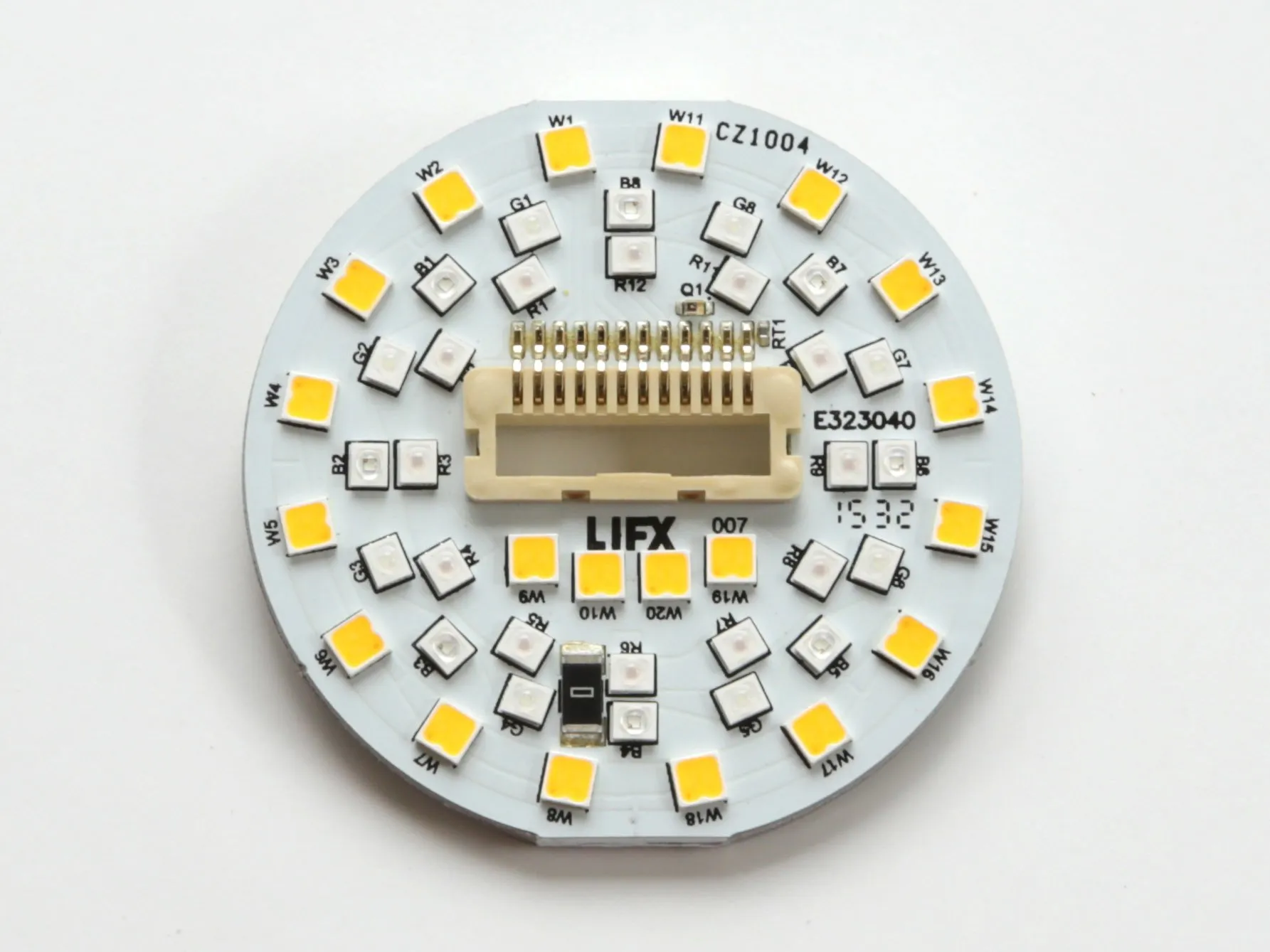 LIFX Color 1000 Teardown, Examine Thermal Pad: шаг 3, изображение 1 из 3