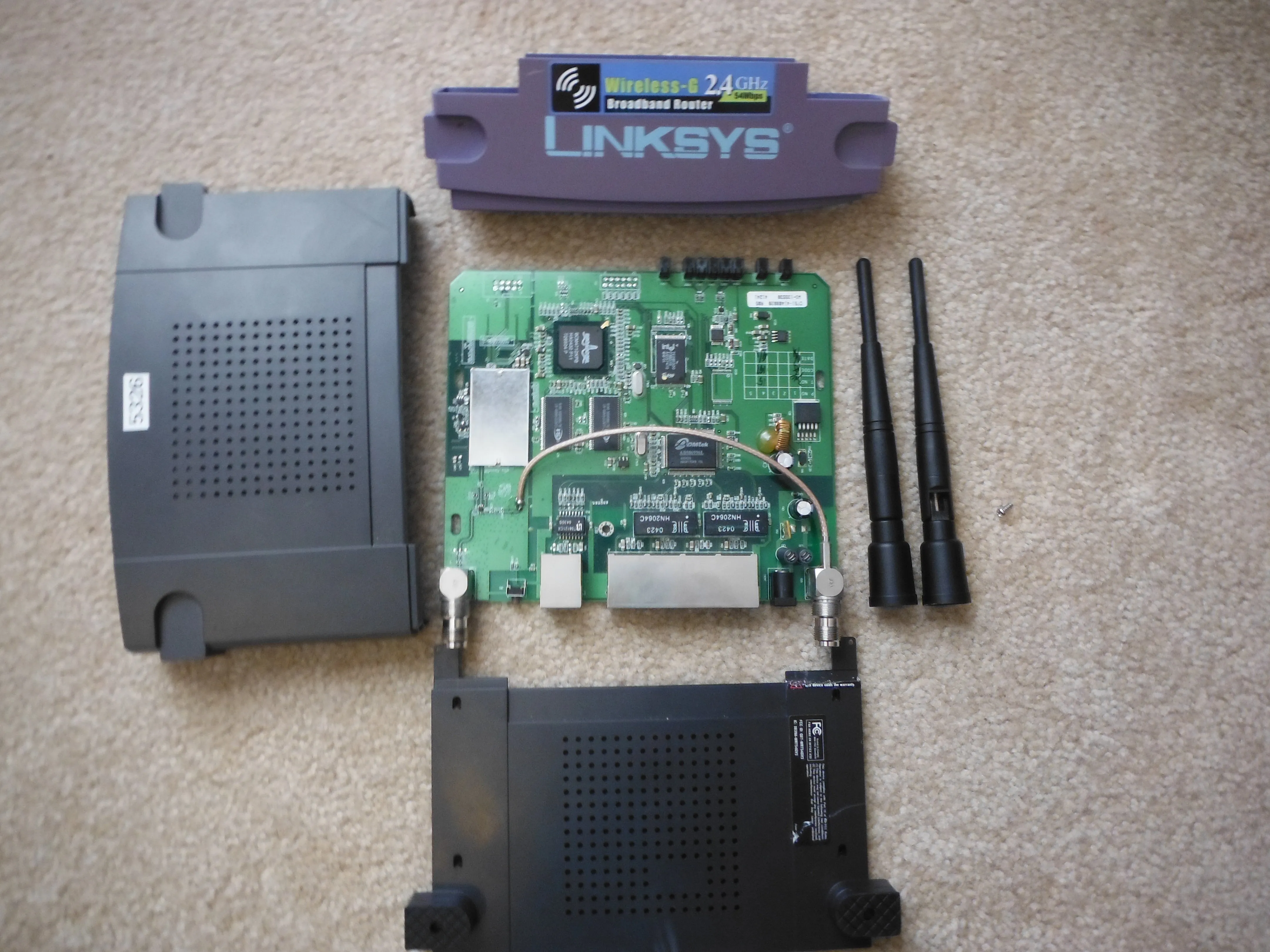 Linksys WRT54G Teardown, готово!: шаг 6, изображение 1 из 1