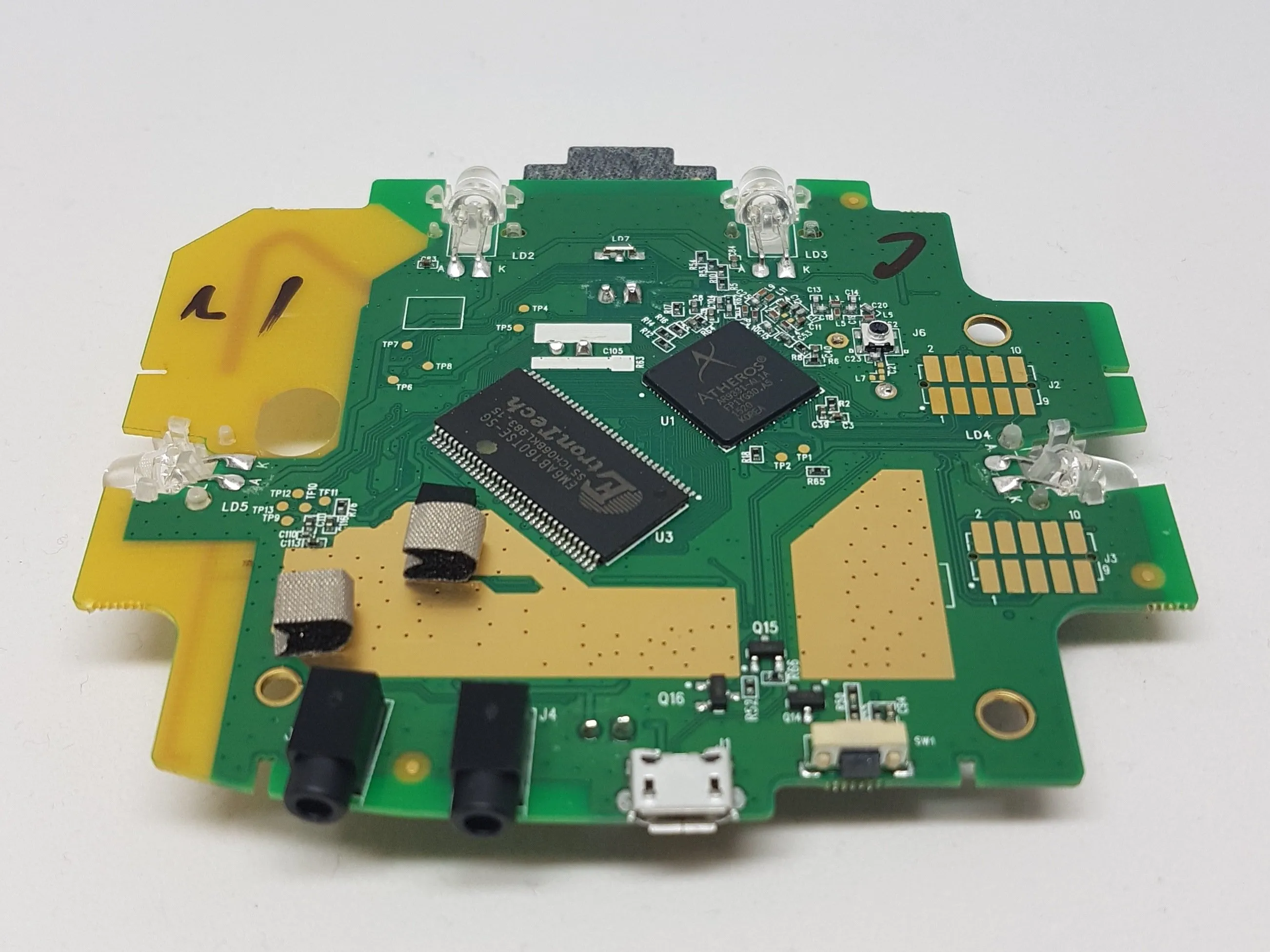 Logitech Harmony Hub Teardown, PCB Bottom: шаг 6, изображение 3 из 3