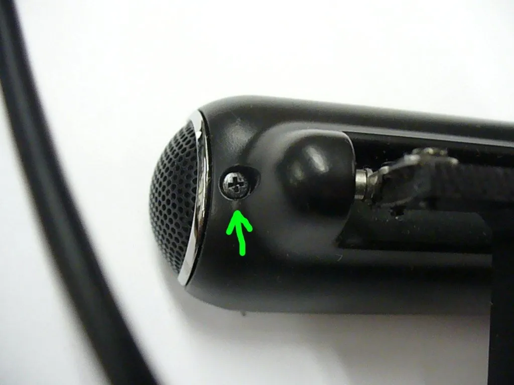 Logitech Webcam Pro 9000 Teardown: шаг 2, изображение 2 из 2