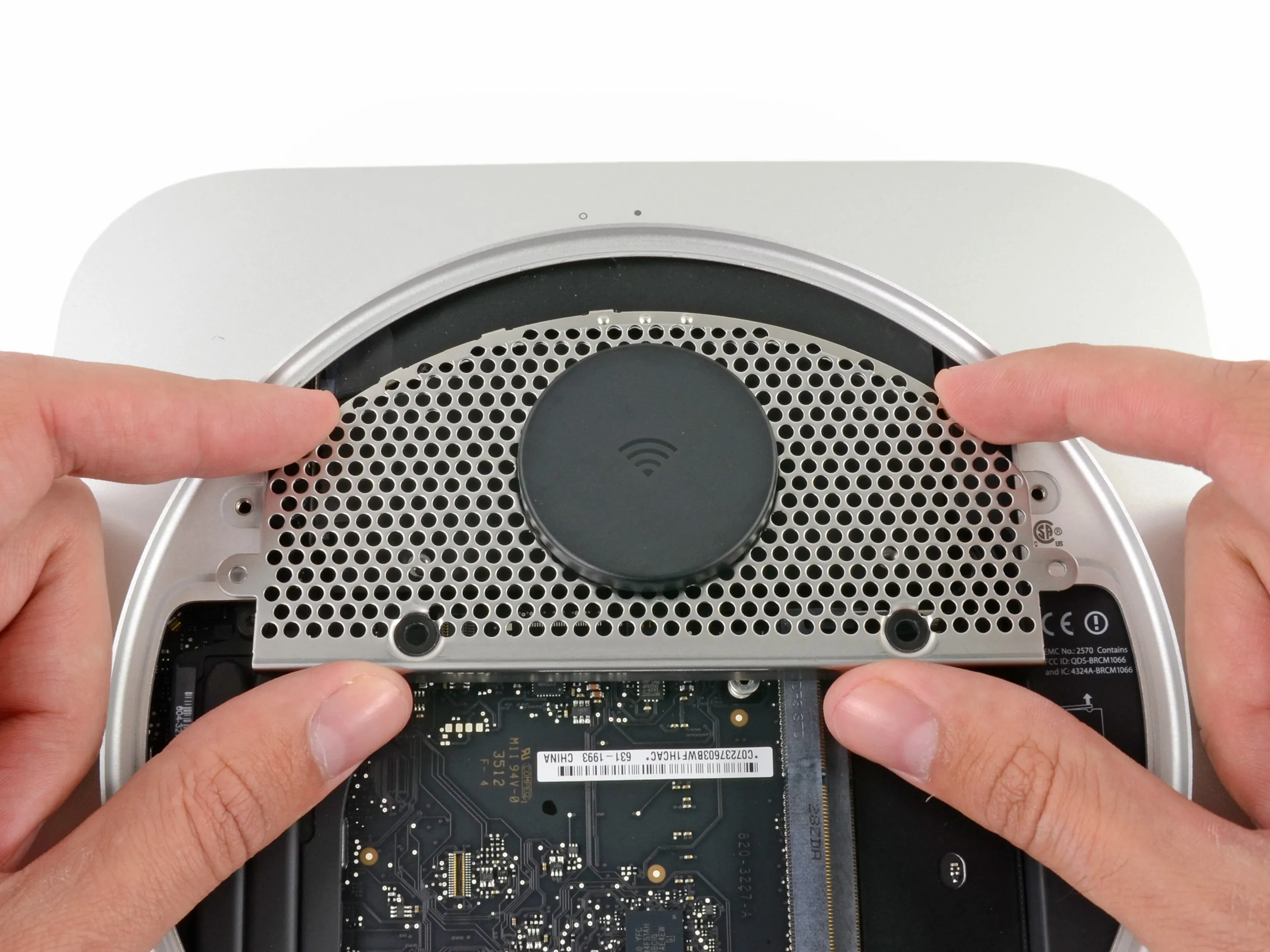 Mac mini Late 2012 Teardown: шаг 5, изображение 2 из 2