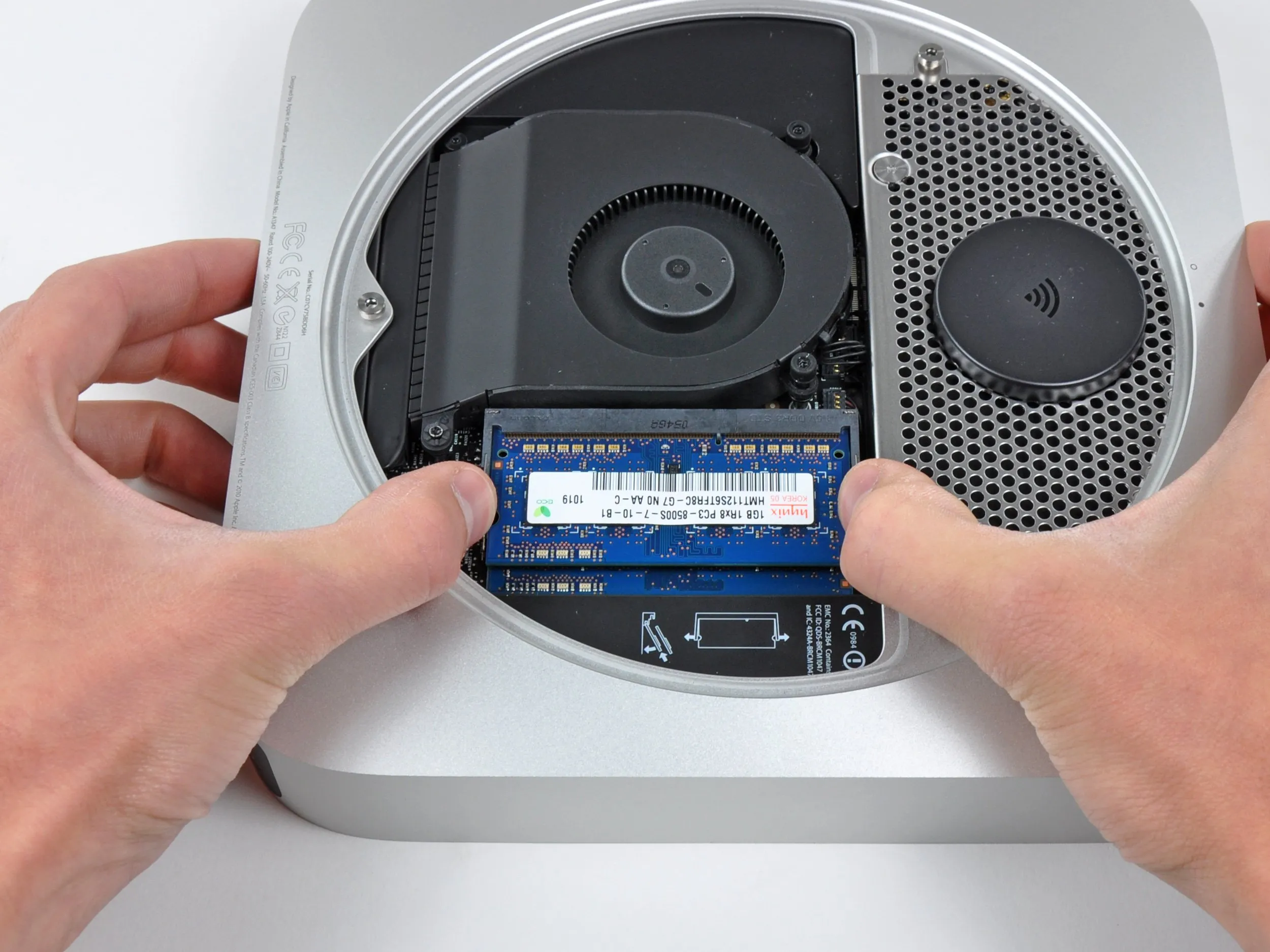 Mac Mini Mid 2010 Teardown: шаг 7, изображение 1 из 1