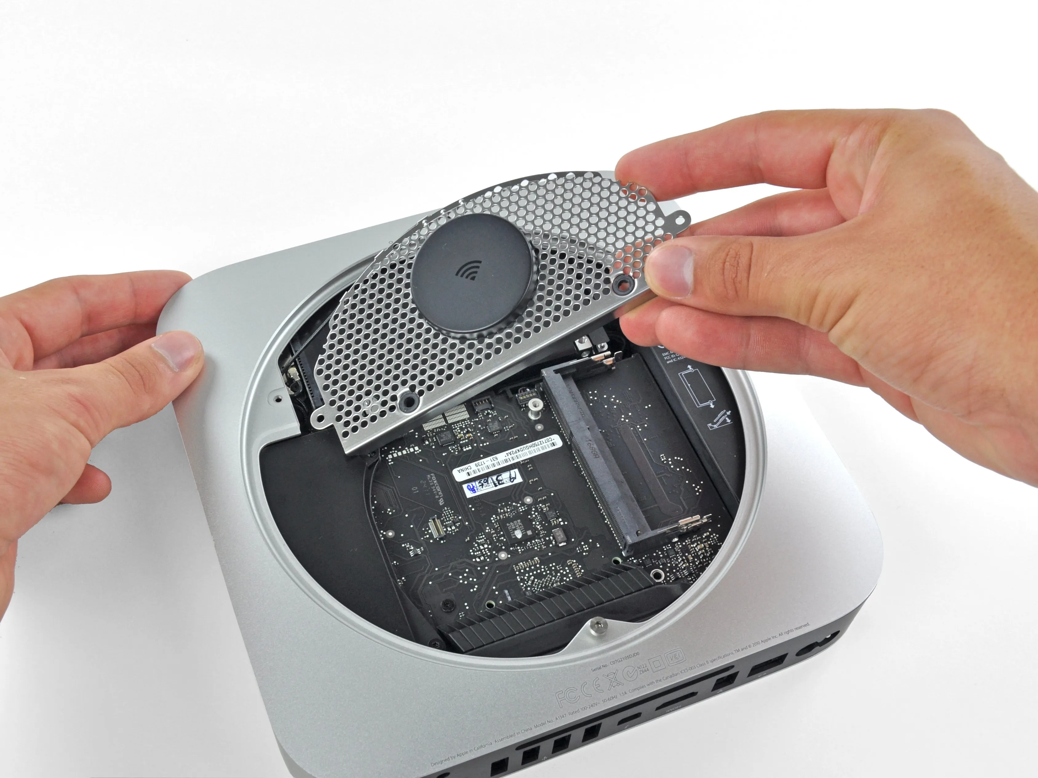 Mac mini Mid 2011 Teardown: шаг 5, изображение 2 из 2