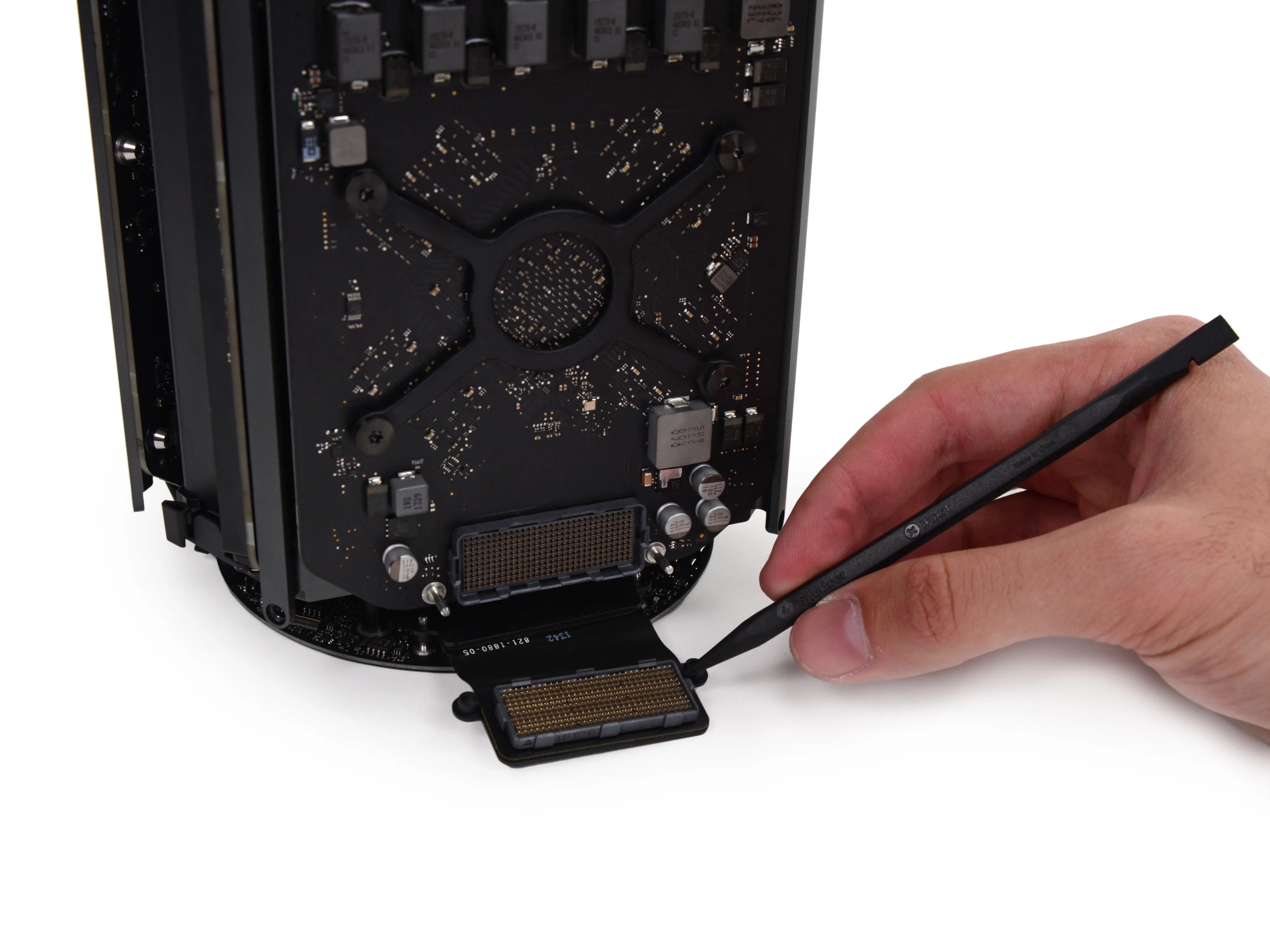 Mac Pro Late 2013 Teardown: шаг 11, изображение 2 из 2