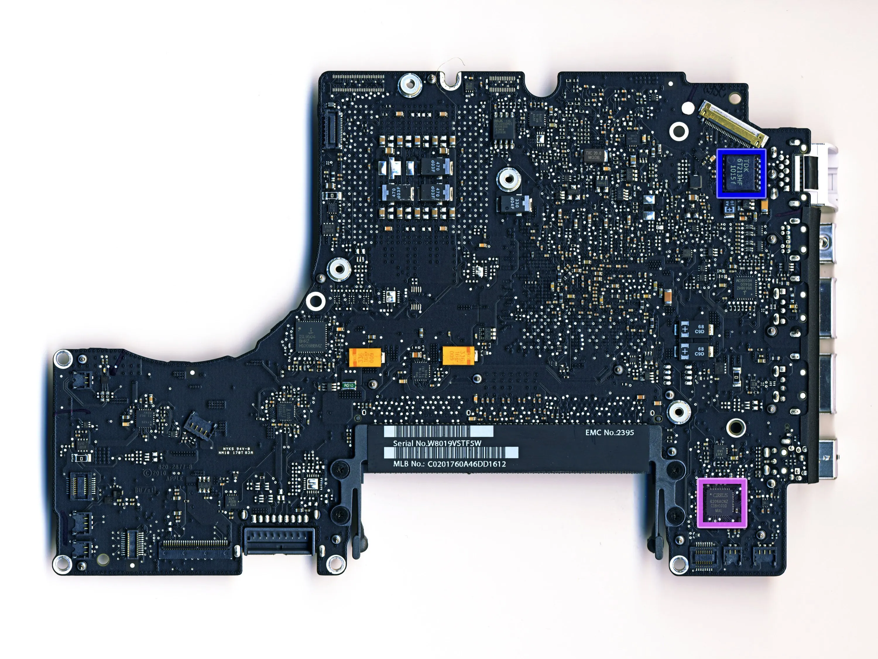 MacBook Unibody Model A1342 Mid 2010 Teardown: шаг 11, изображение 2 из 2