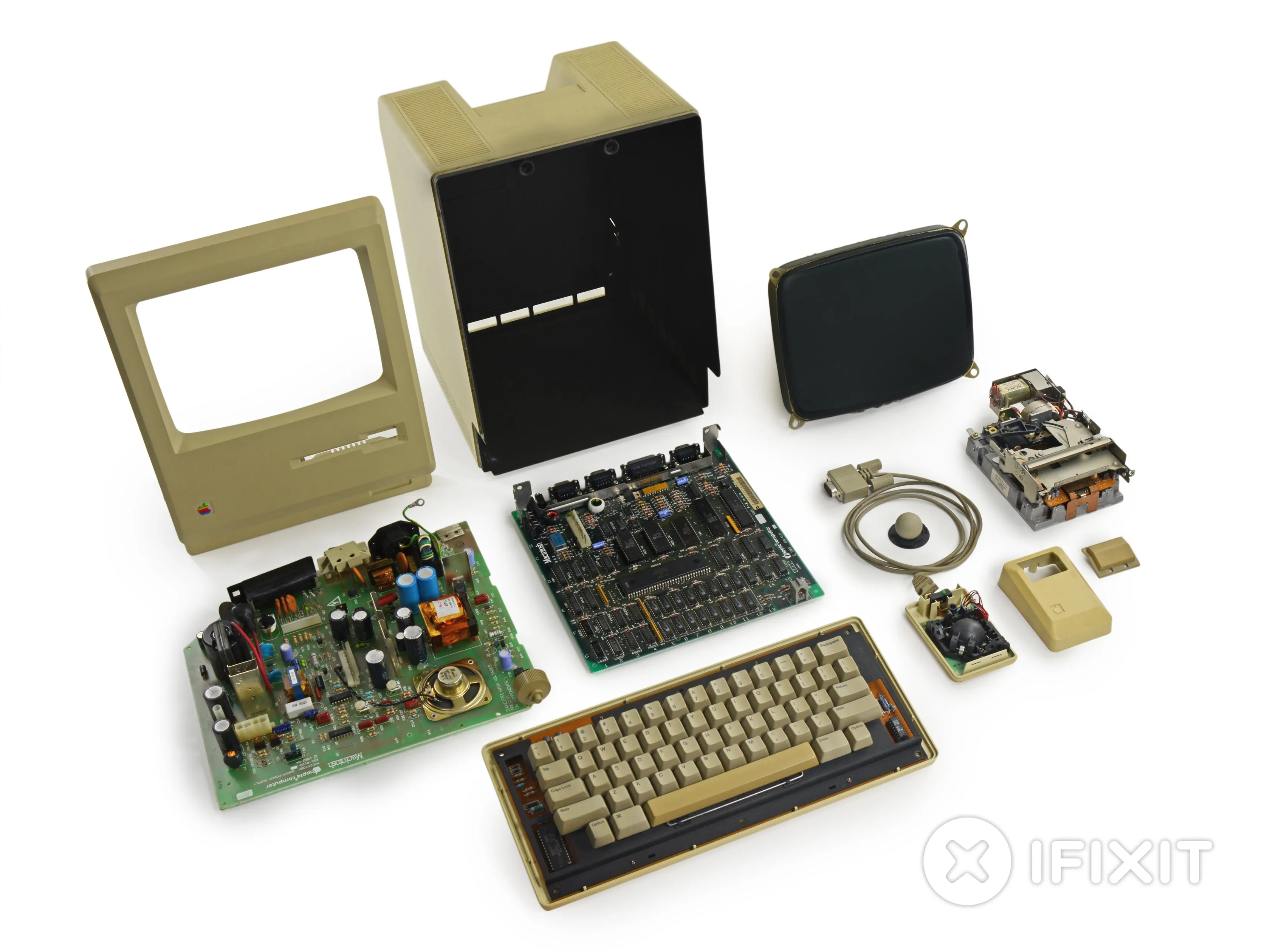 Разборка Macintosh 128K: шаг 17, изображение 1 из 2