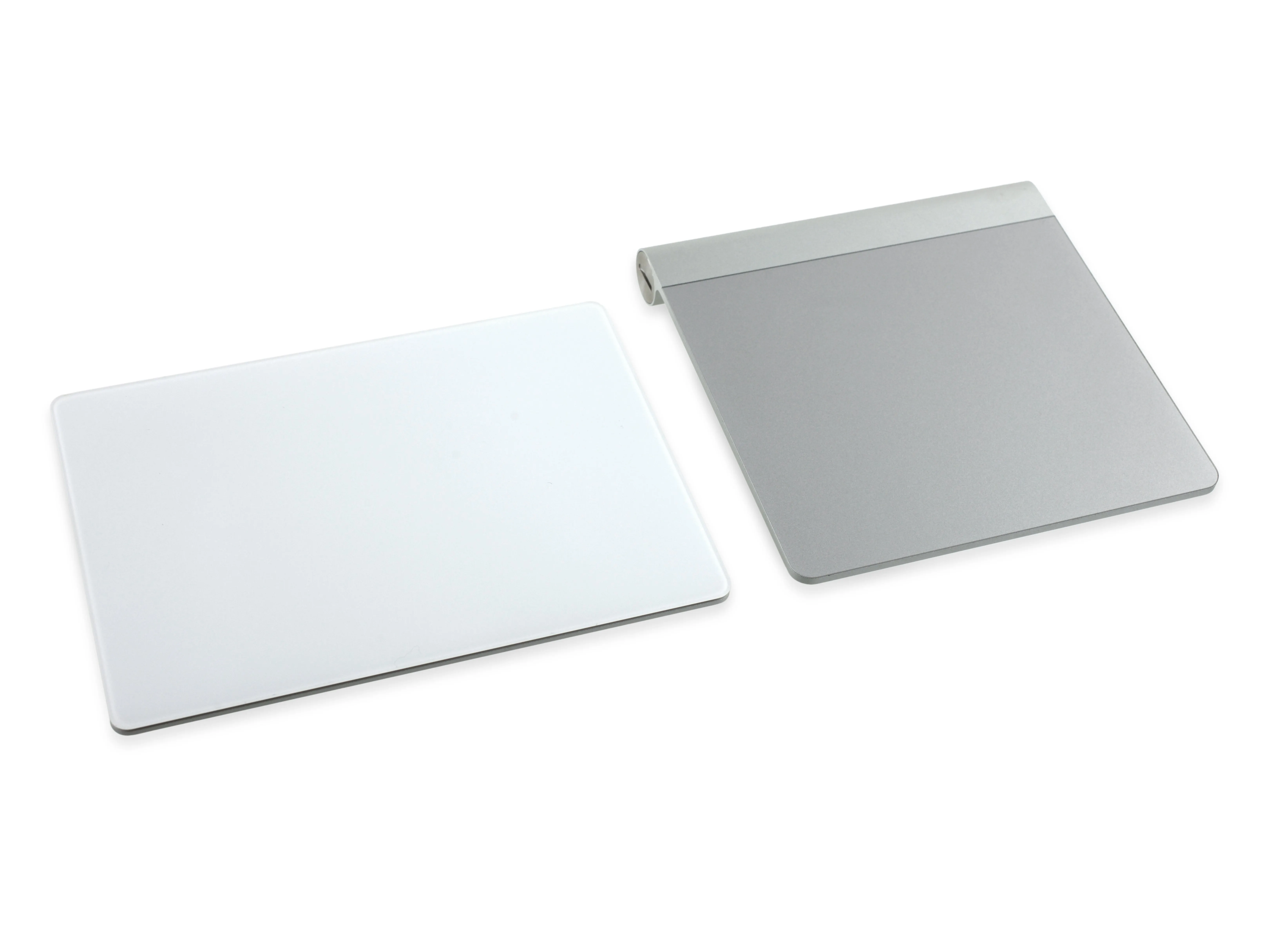 Magic Trackpad 2 Teardown: шаг 3, изображение 2 из 3