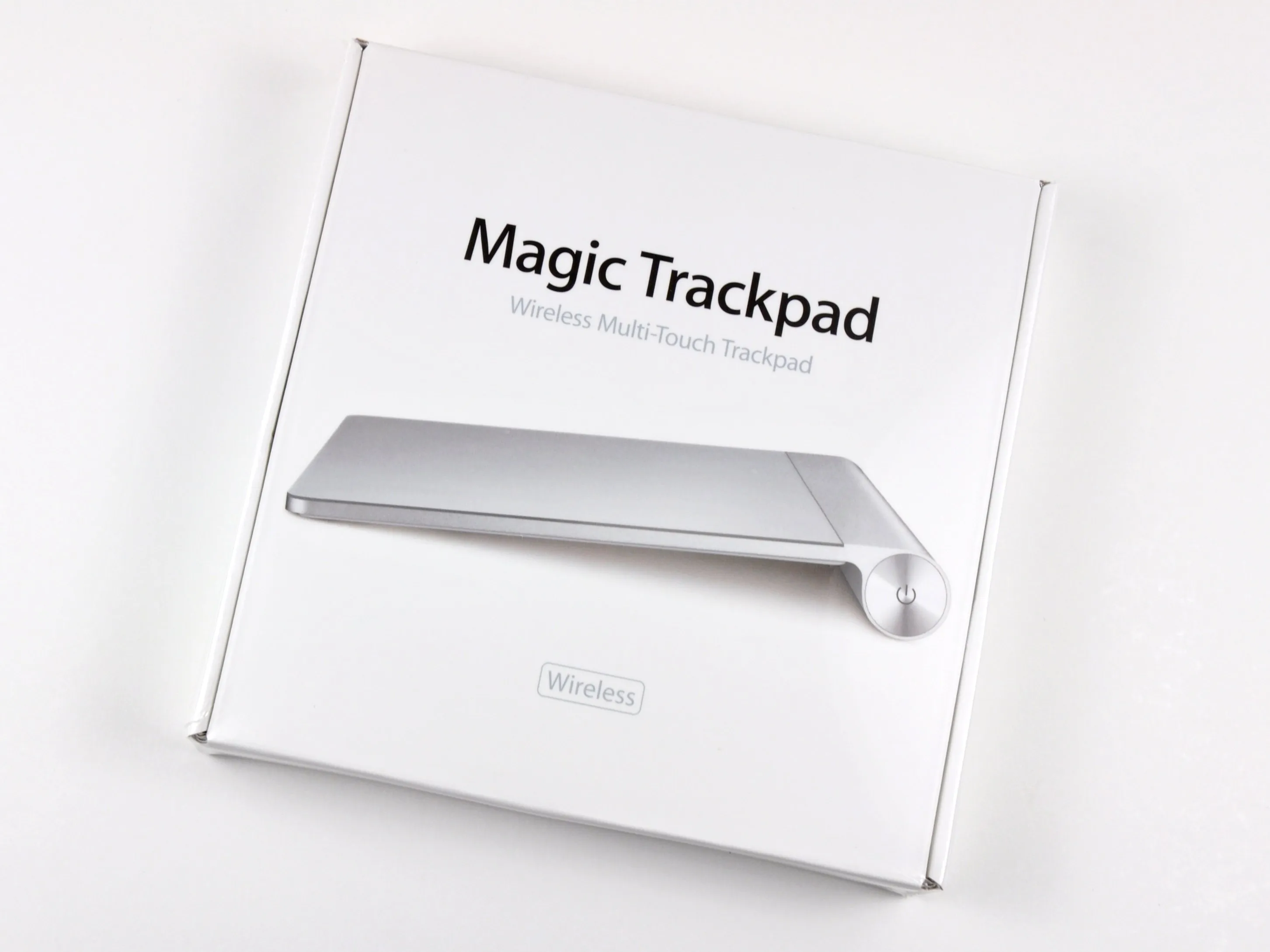 Magic Trackpad Teardown, Magic Trackpad Teardown: шаг 1, изображение 1 из 3